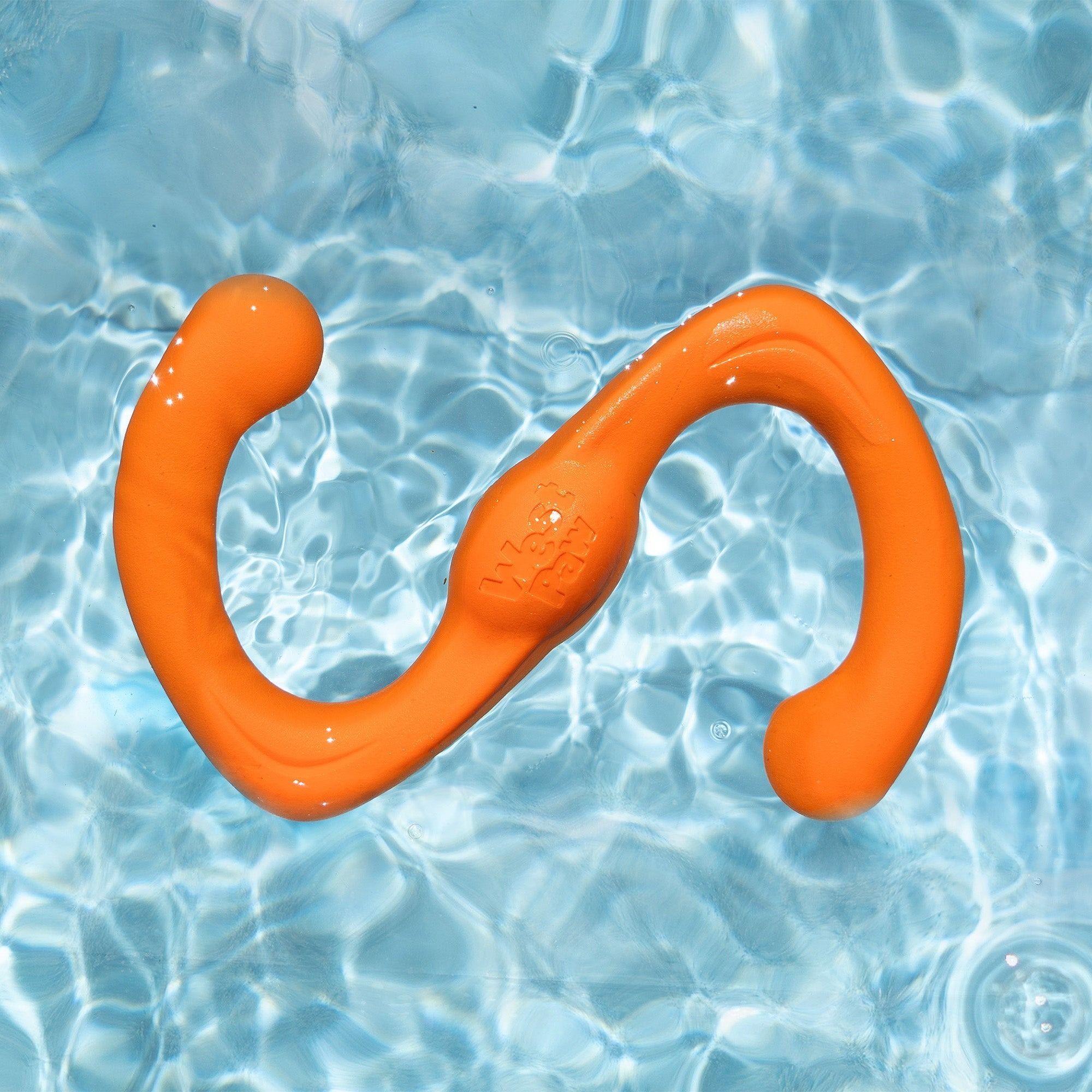 Игрушка для собак West Paw Bumi Small Буми S-образная маленькая оранжевая 21см фото 6