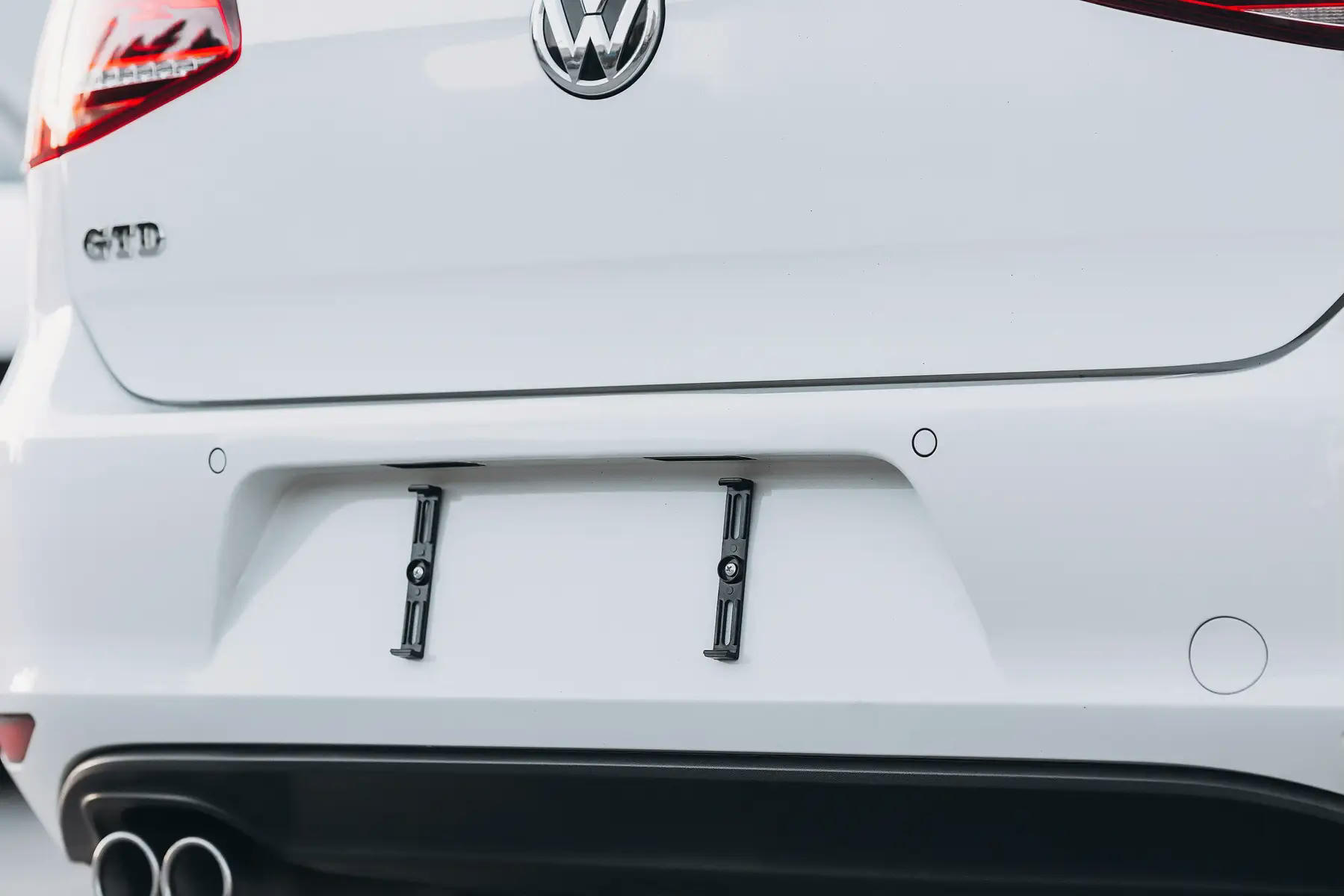 Рамки номерного знака Poputchik невидимки прозрачные 4шт (24-052-IS) фото 6