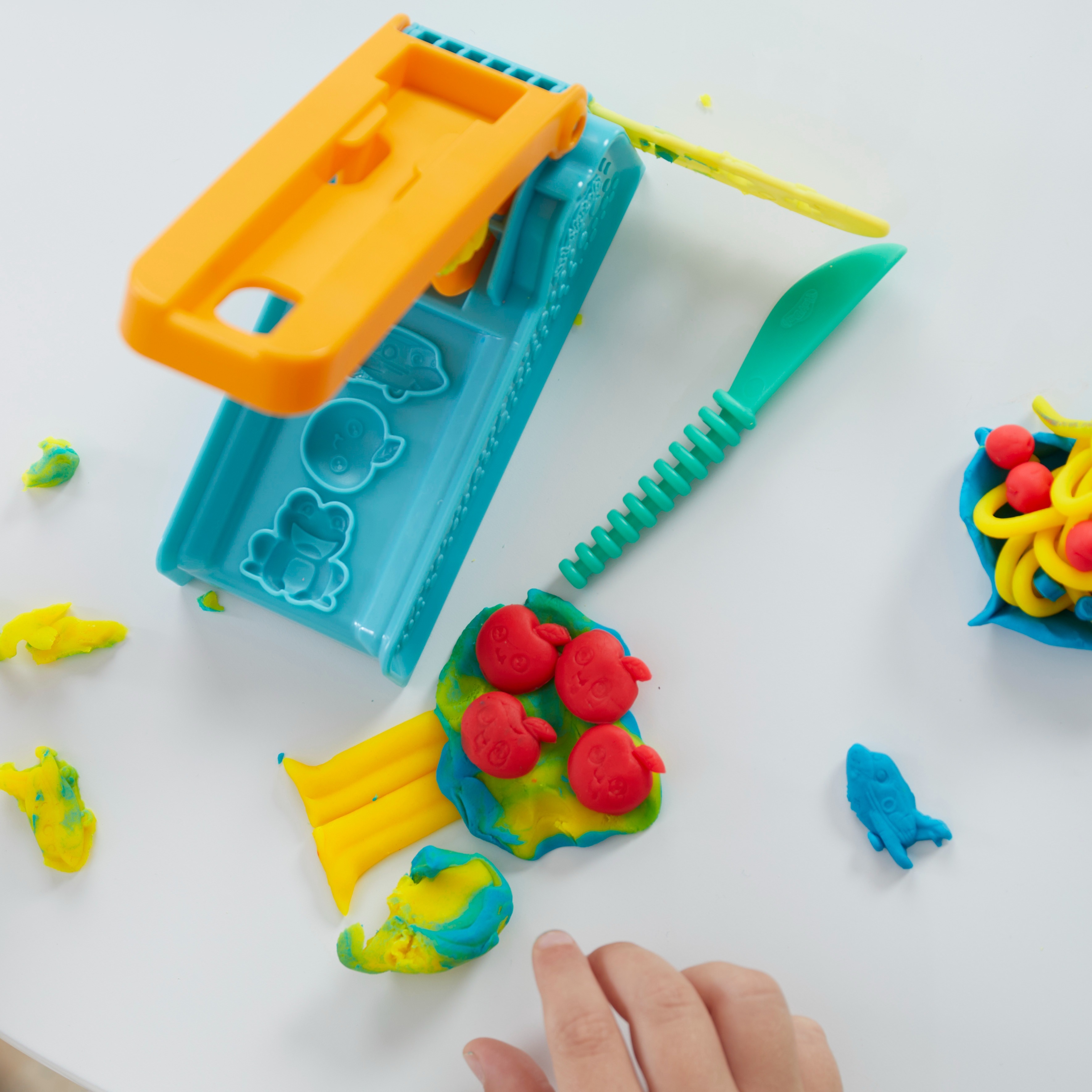 Набір для творчості Play-Doh з пластиліном 