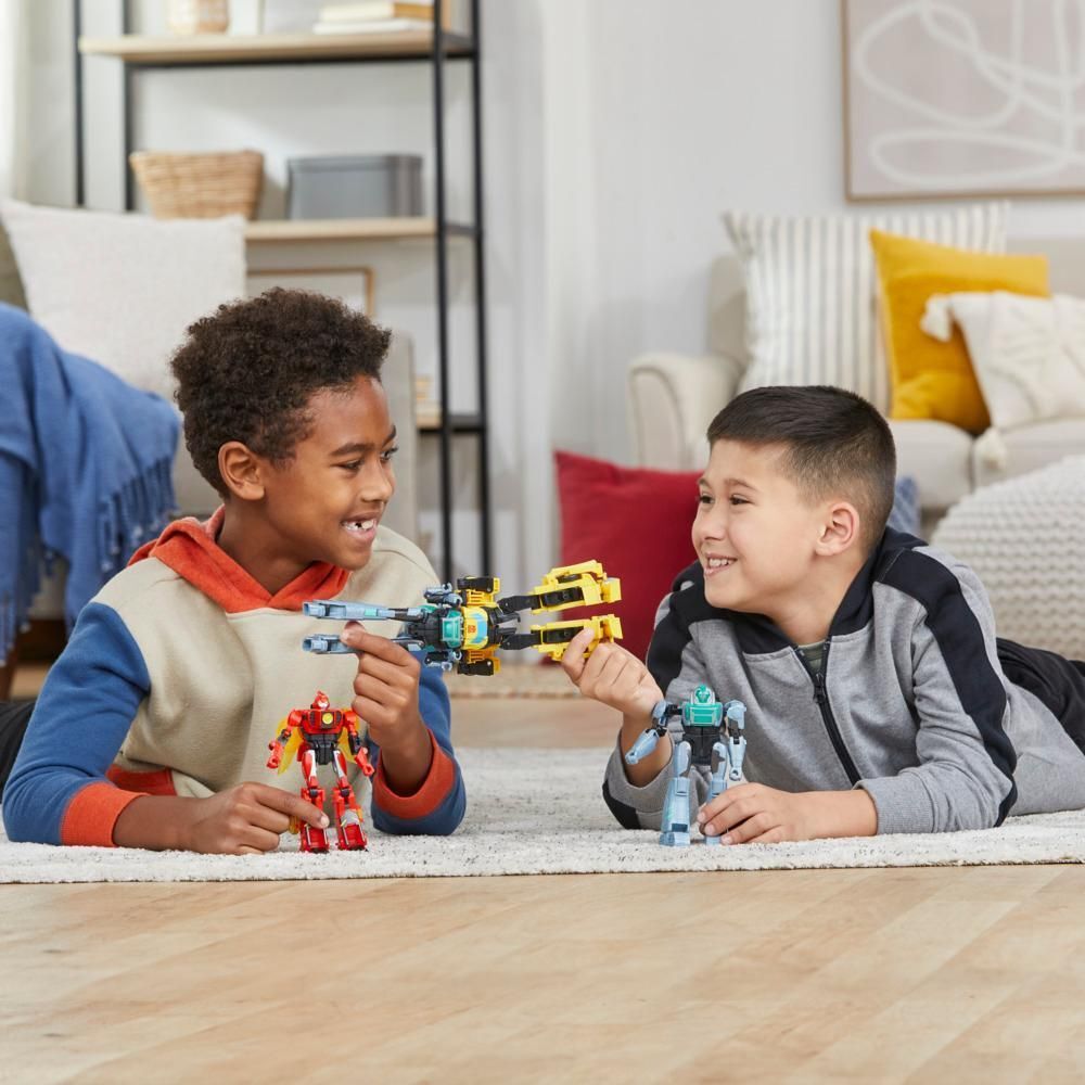 Набір Transformers з двох трансформерів "Комбайнер 1", серії "Земна іскра" (F8438)фото