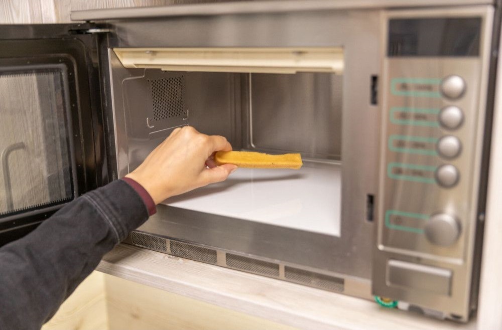 Ласощі для собак Trixie Chewing cheese Жувальний сир M 13.5см 75гфото4