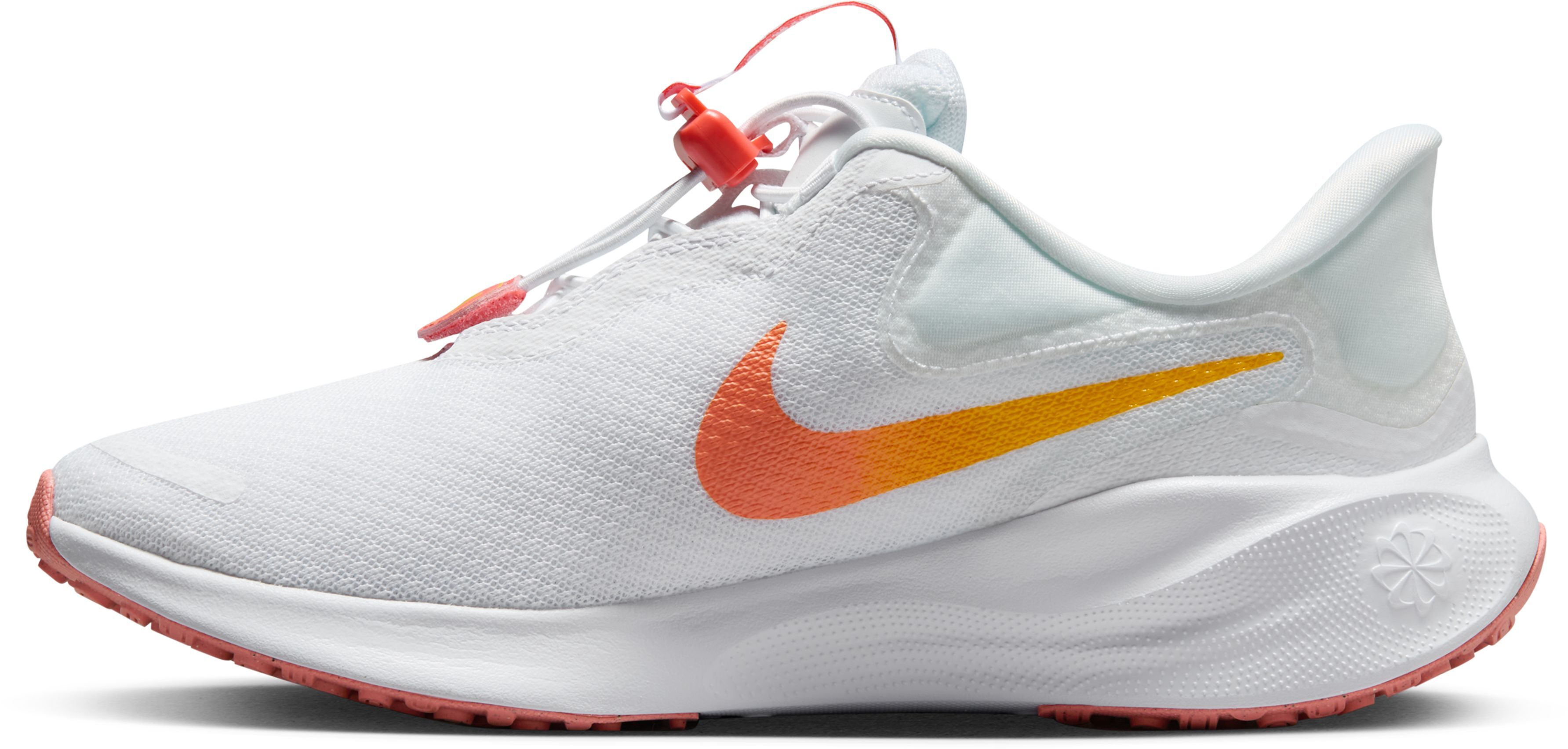 Кроссовки женские Nike W Revolution 7 Easyon FN7999-100 40 (8.5 US) белые фото 2