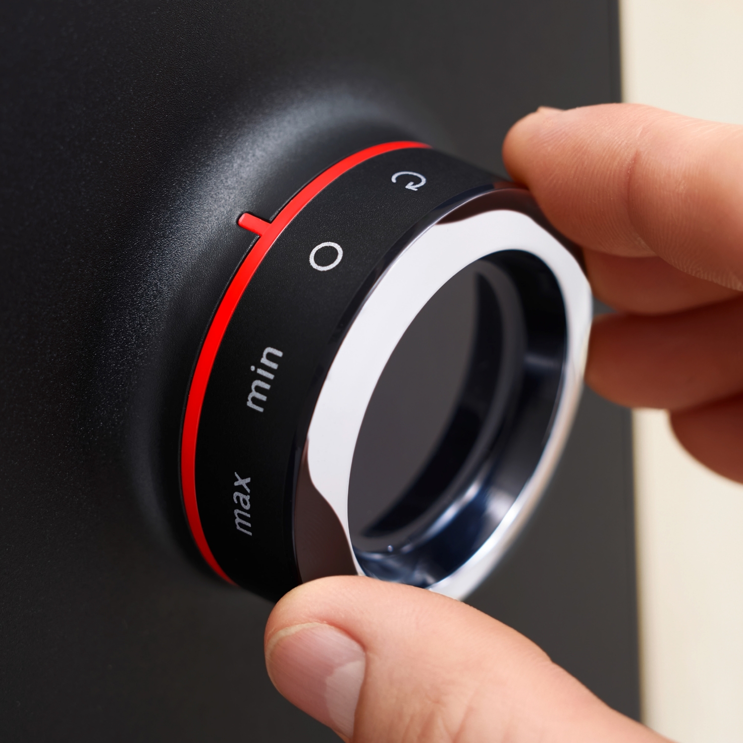 Мясорубка Bosch MFWS650B фото