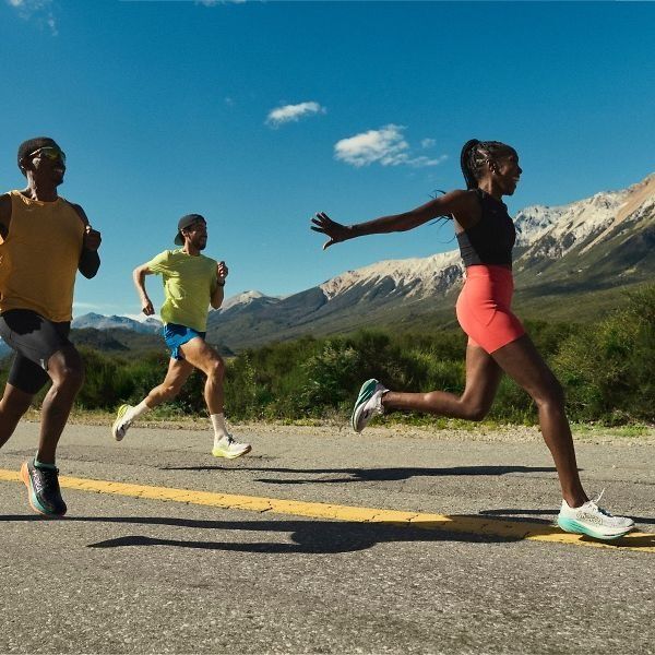 Кроссовки женские Hoka W Rincon 4 1155131-VCH 37 1/3 (6 US) бежевые фото 