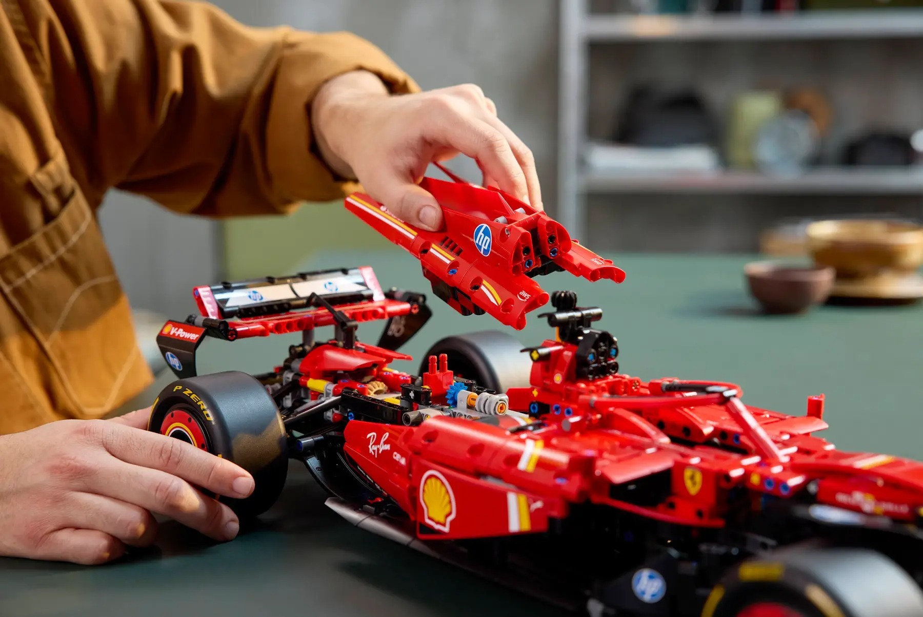 LEGO 42207 Technic Автомобіль F1 Ferrari SF-24 фото 11