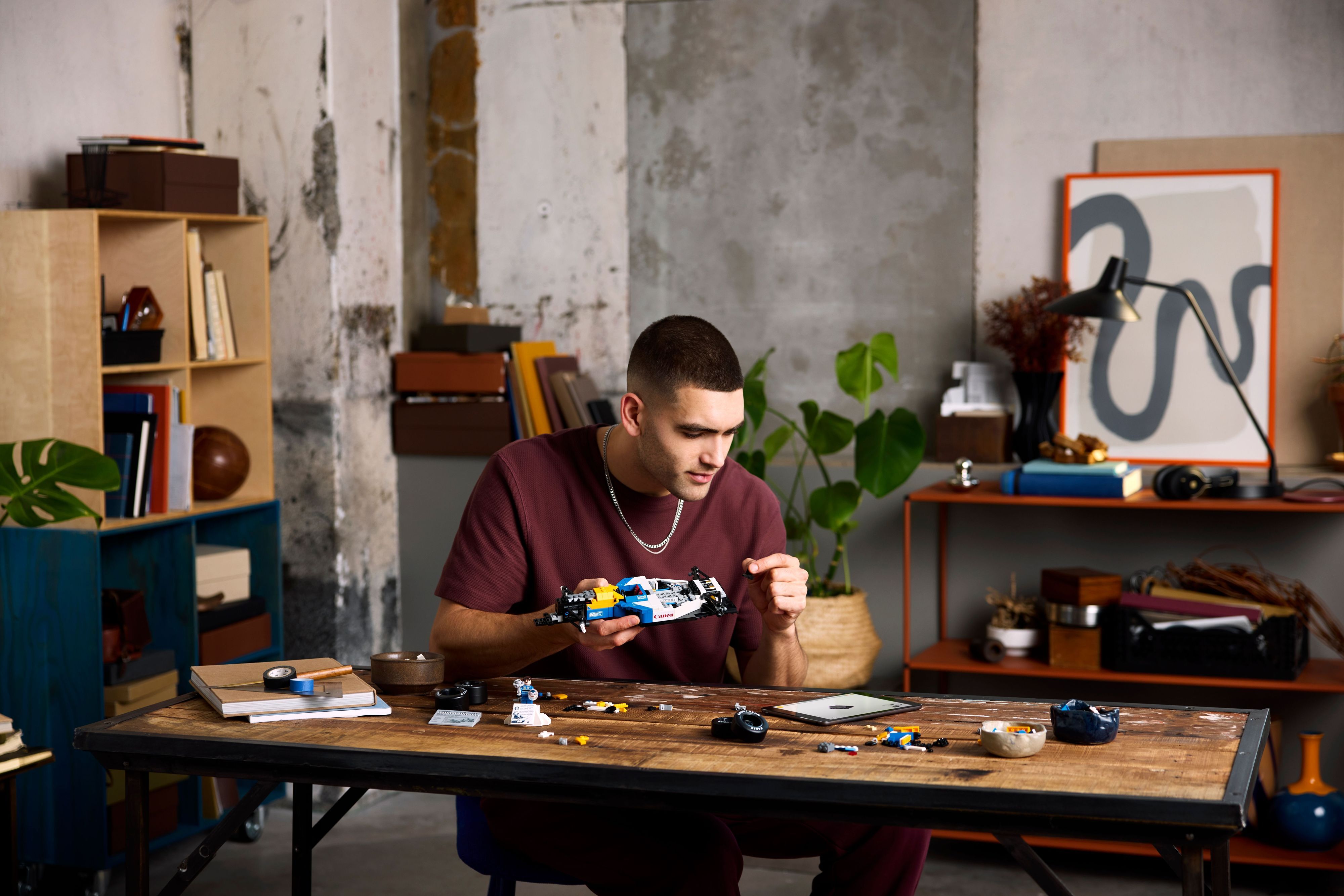 LEGO 10353 Icons Williams Racing FW14B и Найджел Менселл фото 10