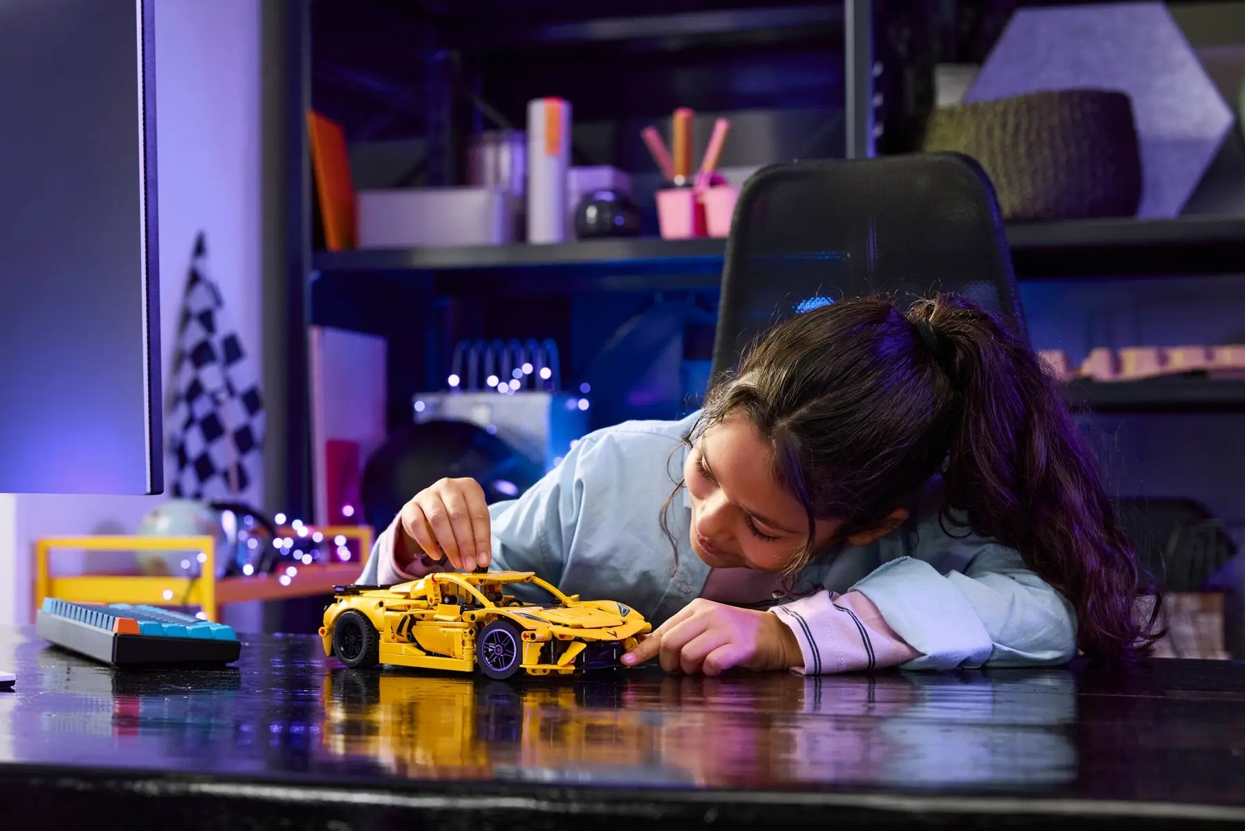 LEGO 42205 Technic Chevrolet Corvette Stingray фото 10