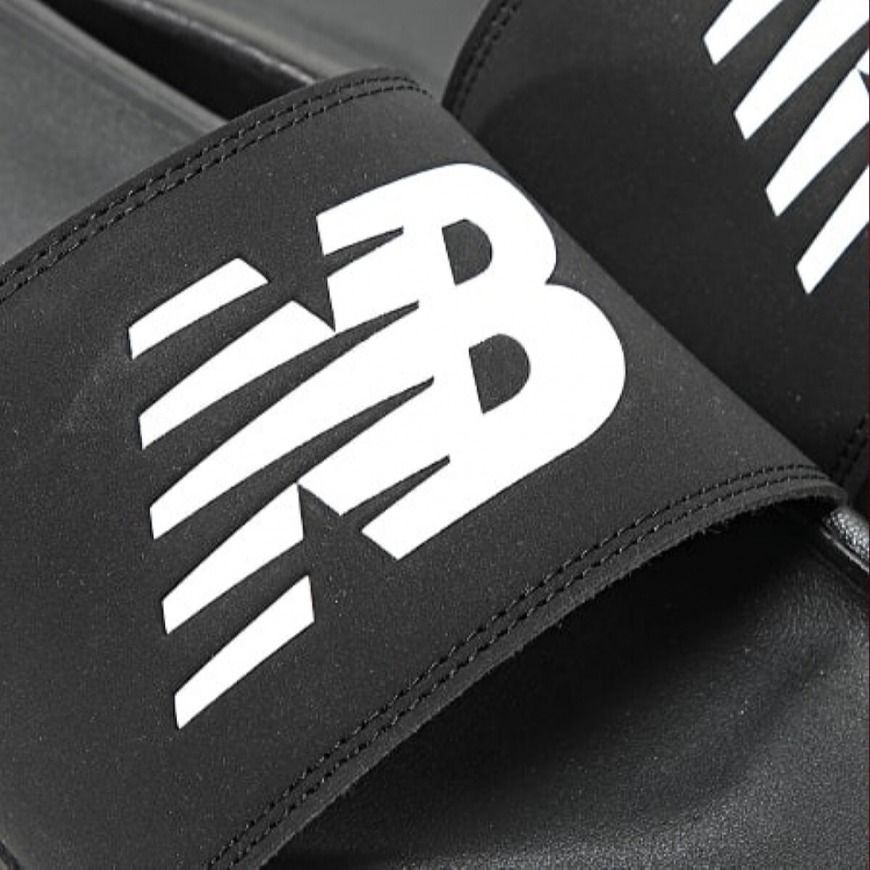 Шльопанці New Balance 200 SUF200A3 42.5 (9 US) чорніфото