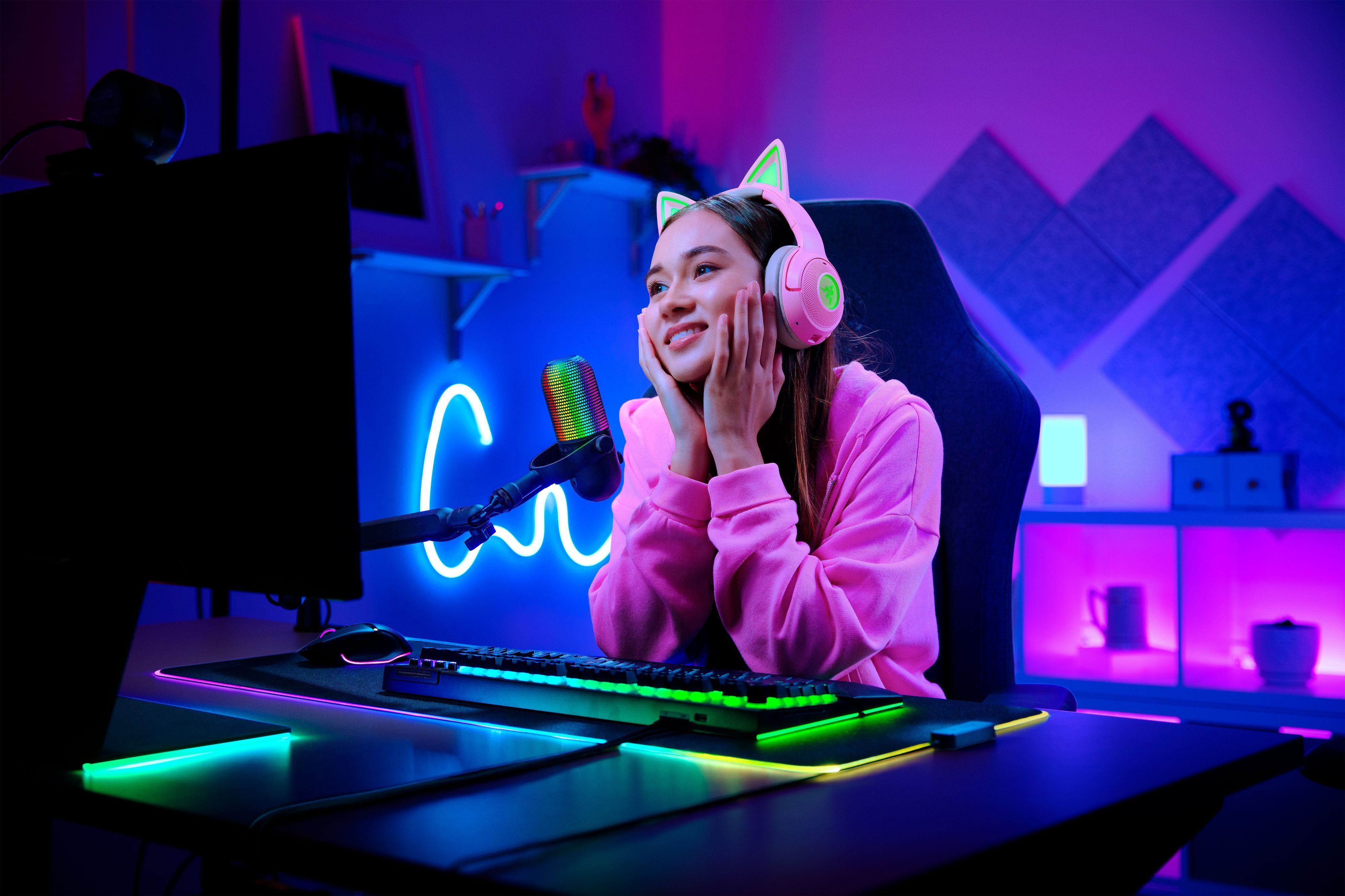 Микрофон Razer Seiren V3 Chroma Black (RZ19-05060100-R3M1) фото 13