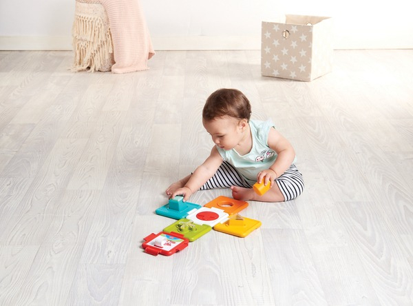 Развивающая игрушка TINY LOVE сортер Куб (1504300030) фото 15