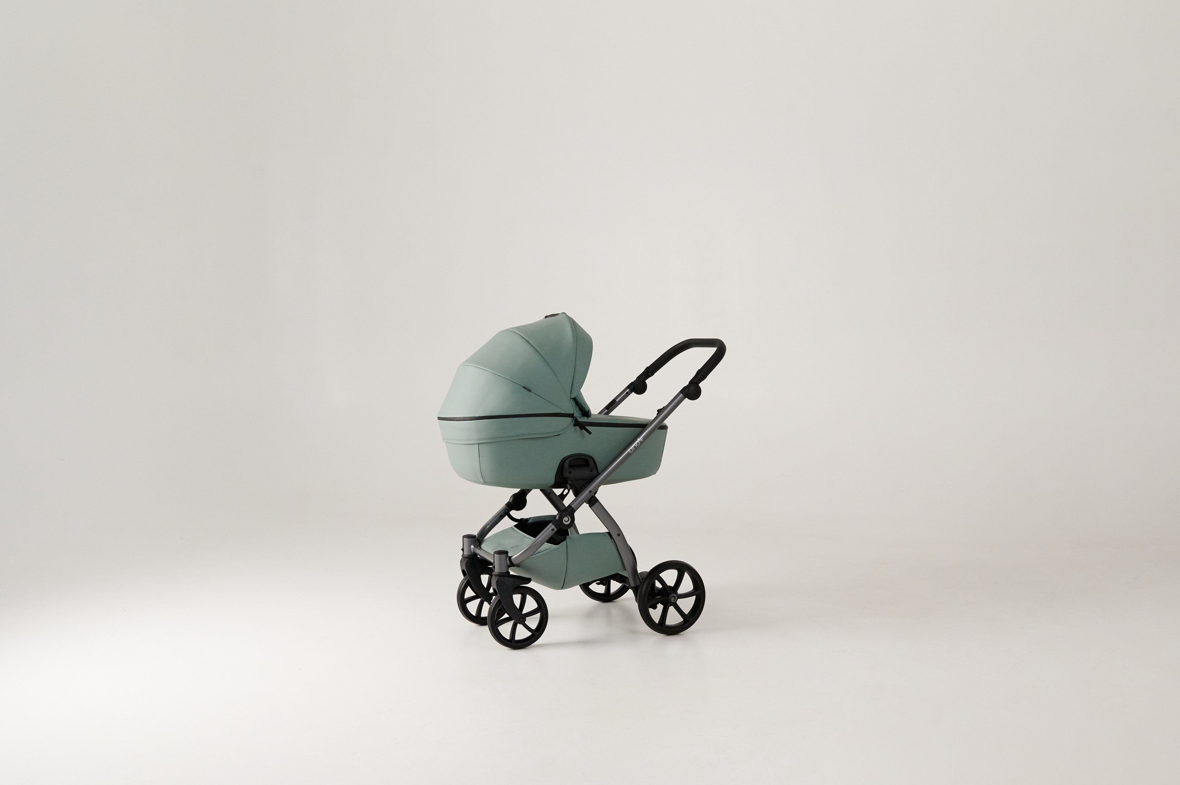 Коляска универсальная Tutis Uno5 plus Leather Collection Licorice (1402166) фото 6