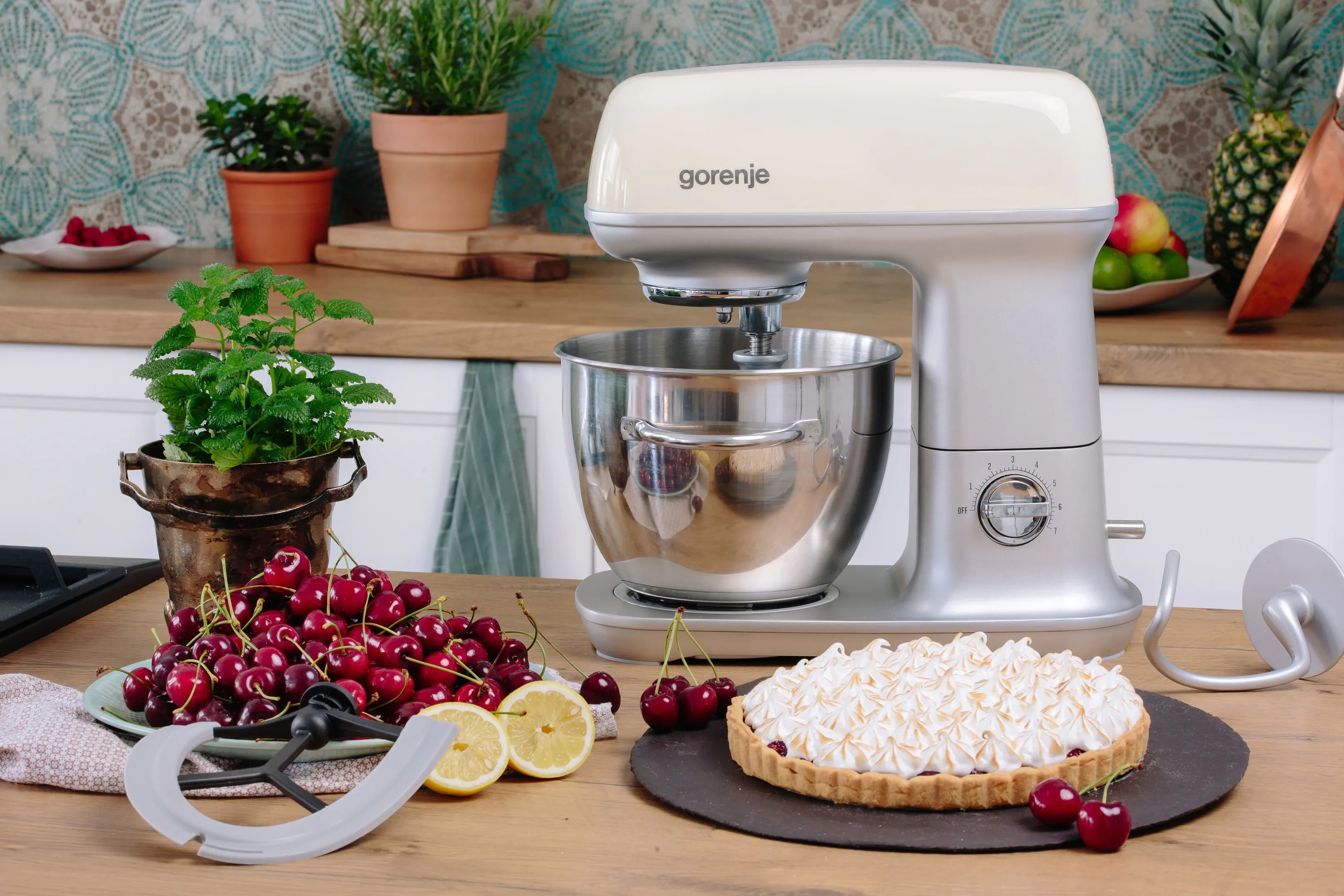 Кухонная машина Gorenje MMC1000RL фото 