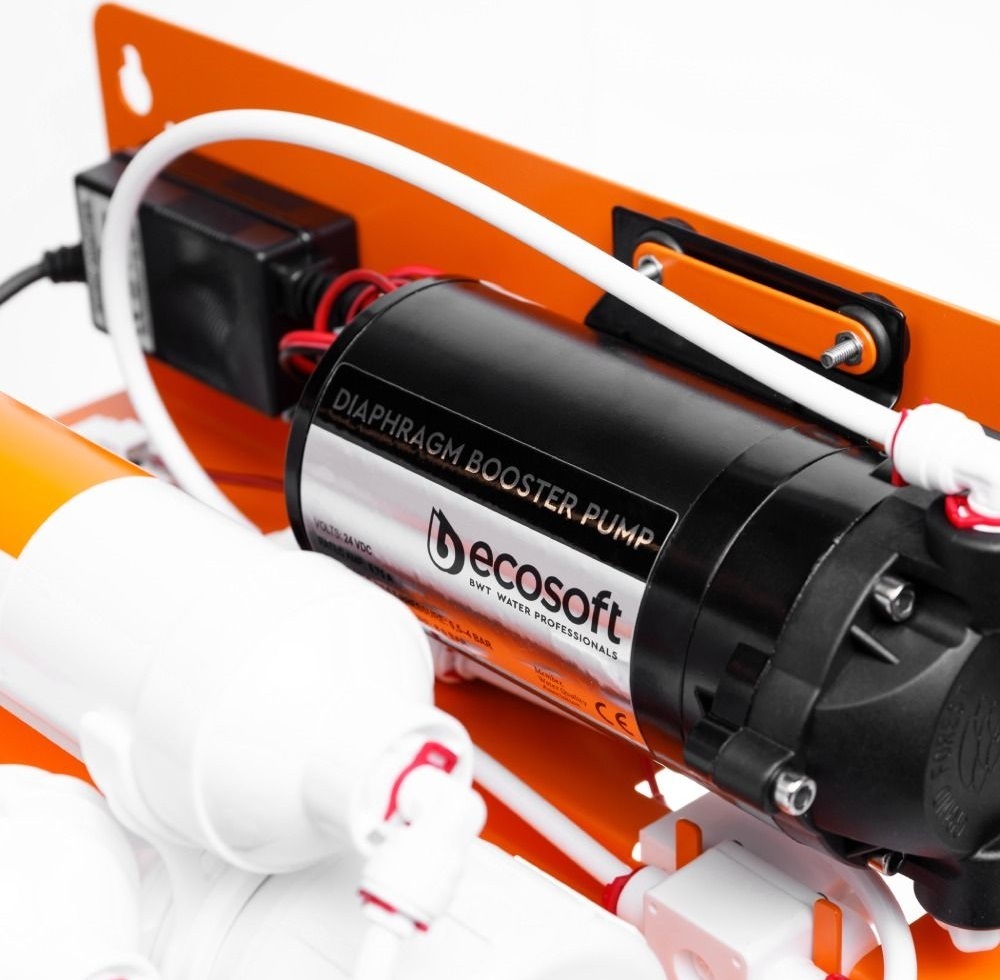 Фільтр зворотного осмосу Ecosoft Absolute з мінералізатором та помпою на станині (MO675MPSECO)фото