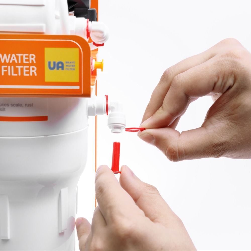 Фільтр зворотного осмосу Ecosoft Absolute з мінералізатором та помпою на станині (MO675MPSECO)фото