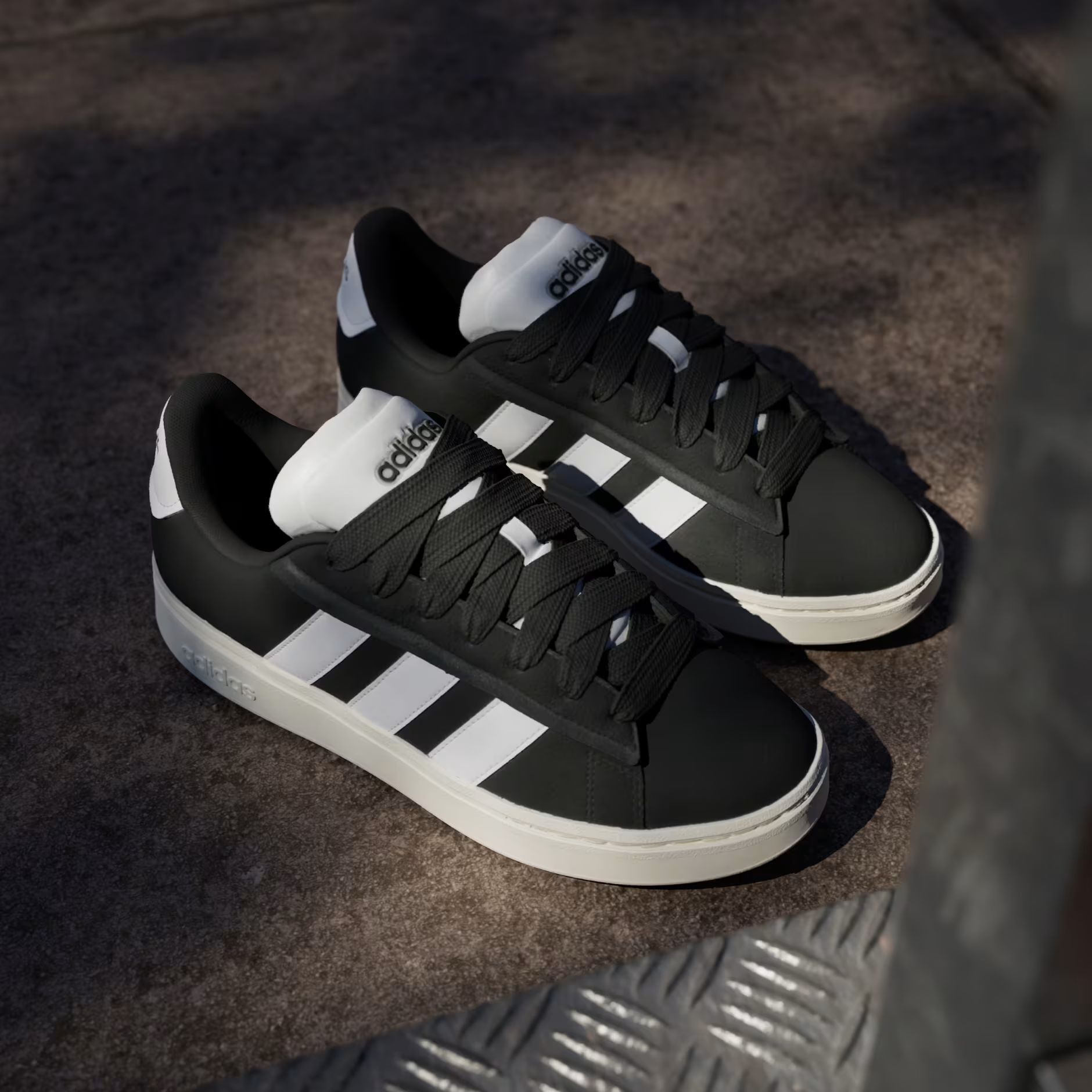 Кеды Adidas Grand Court Alpha 00s JH7235 44 (9,5 UK) черные фото 12