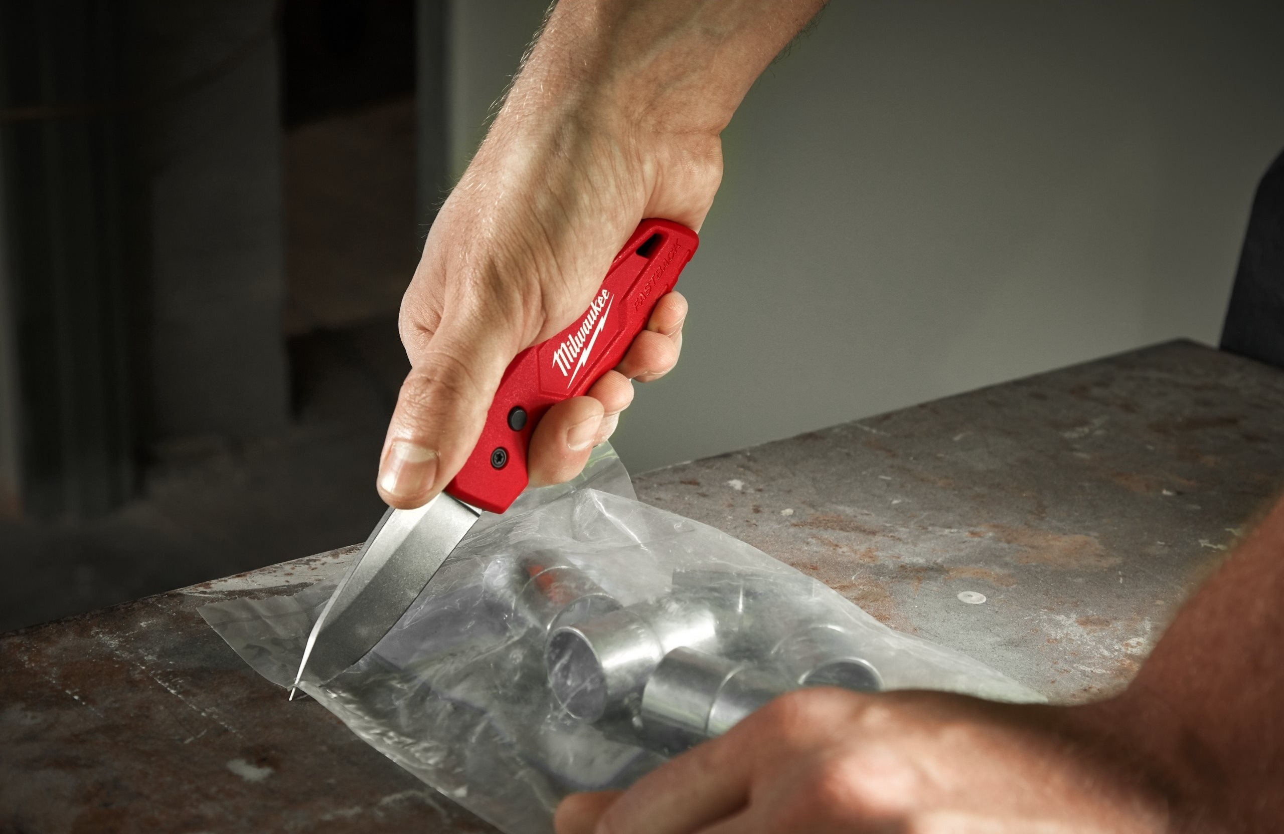 Нож складной Milwaukee Fastback, лезвие 30мм (48221990) фото 3