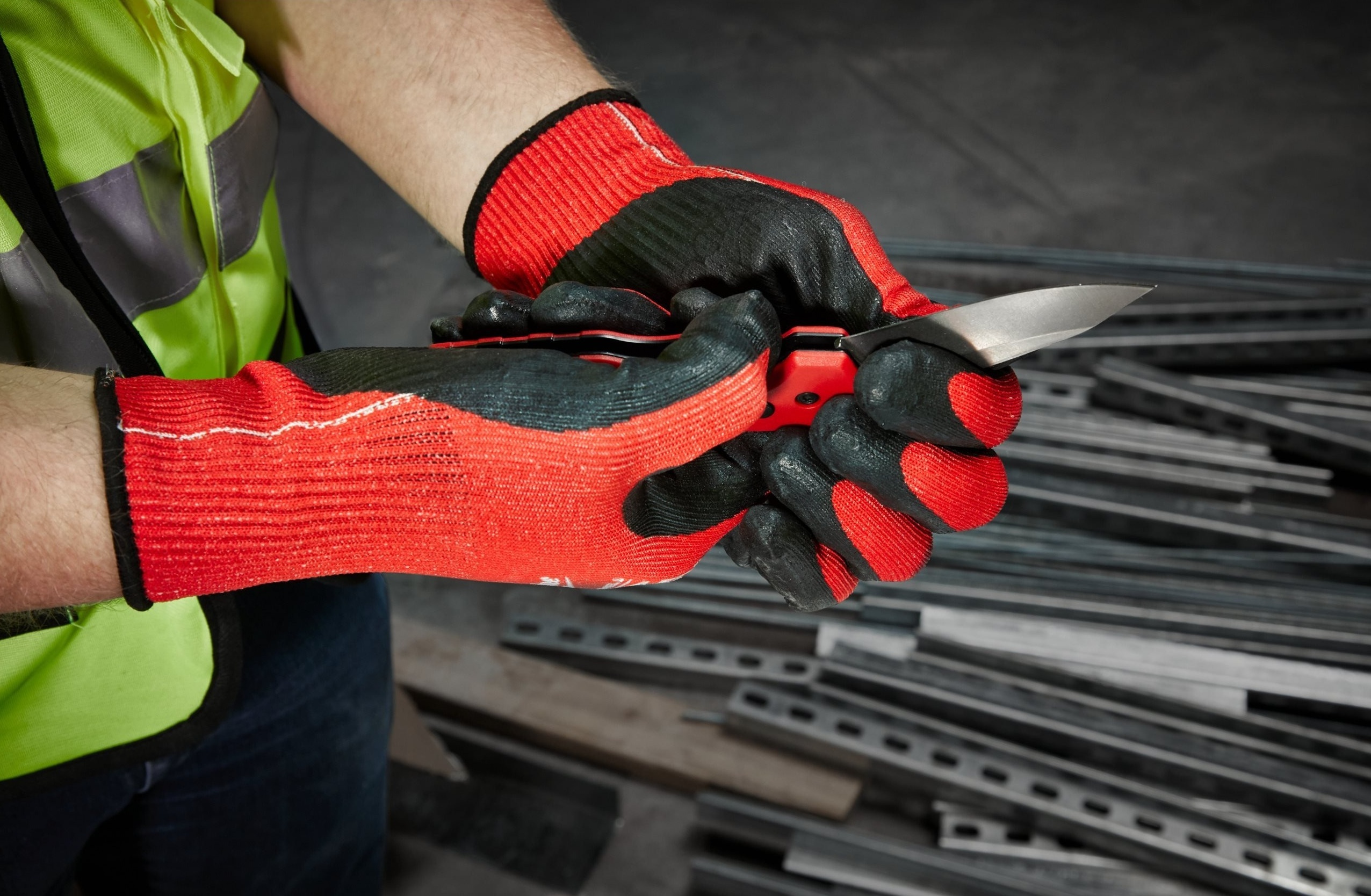 Нож складной Milwaukee Fastback, лезвие 30мм (48221990) фото 4