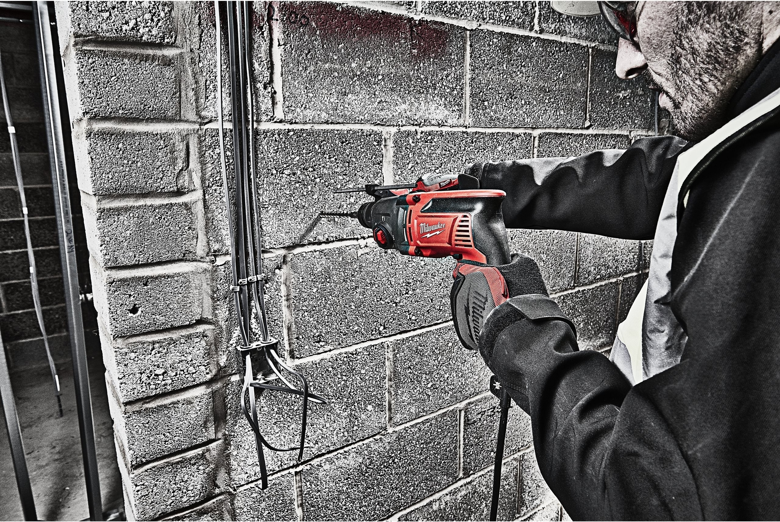 Перфоратор Milwaukee PH 26 T SDS-plus 800Вт (4933464580) фото 