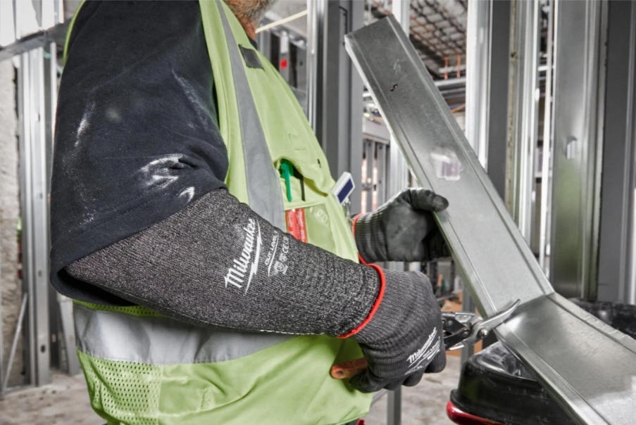 Нарукавники рабочие Milwaukee, 45см, серые (4932479937) фото 6