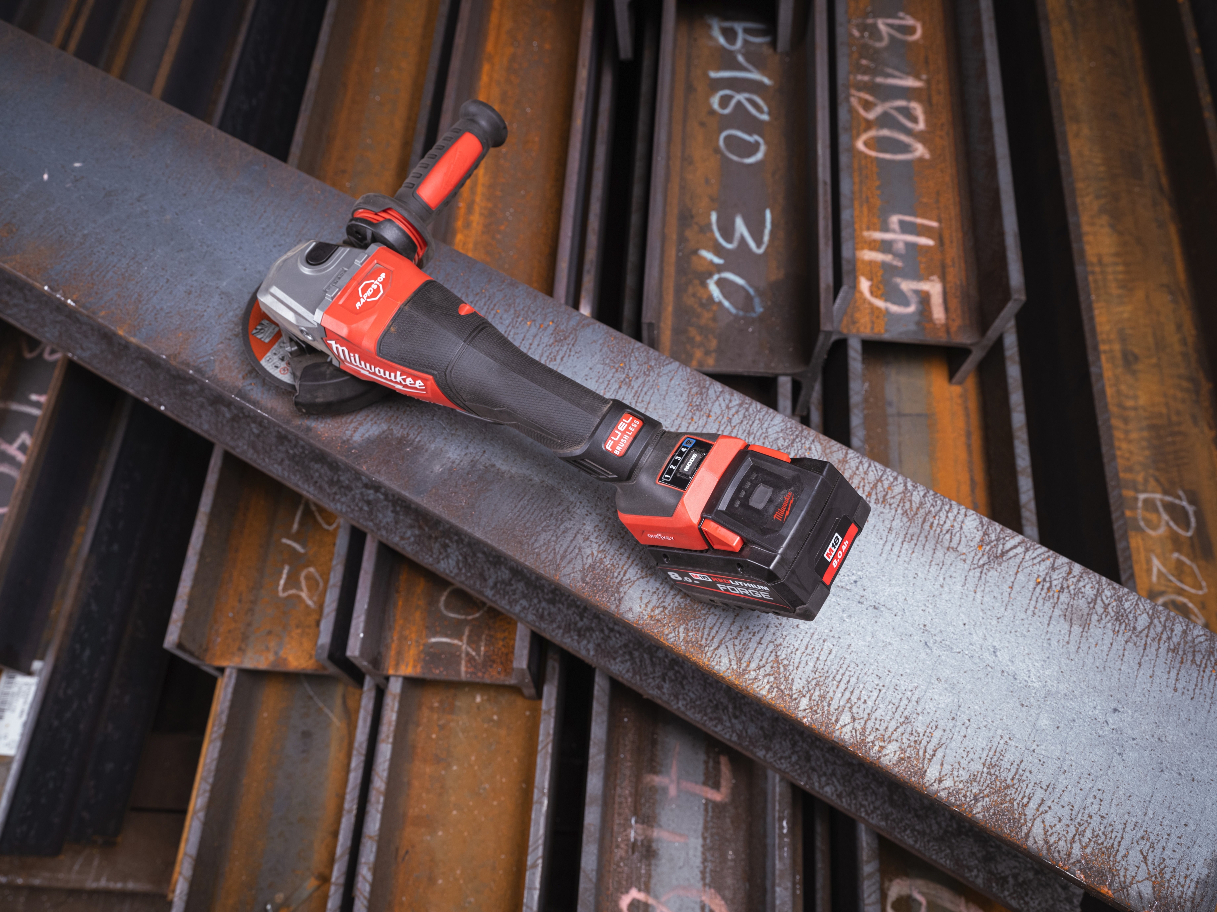 Шлифмашина угловая аккумуляторная Milwaukee M18 FHSAGO125VXPDB2-0X 18В 125мм без АКБ и ЗУ (4933493419) фото 10