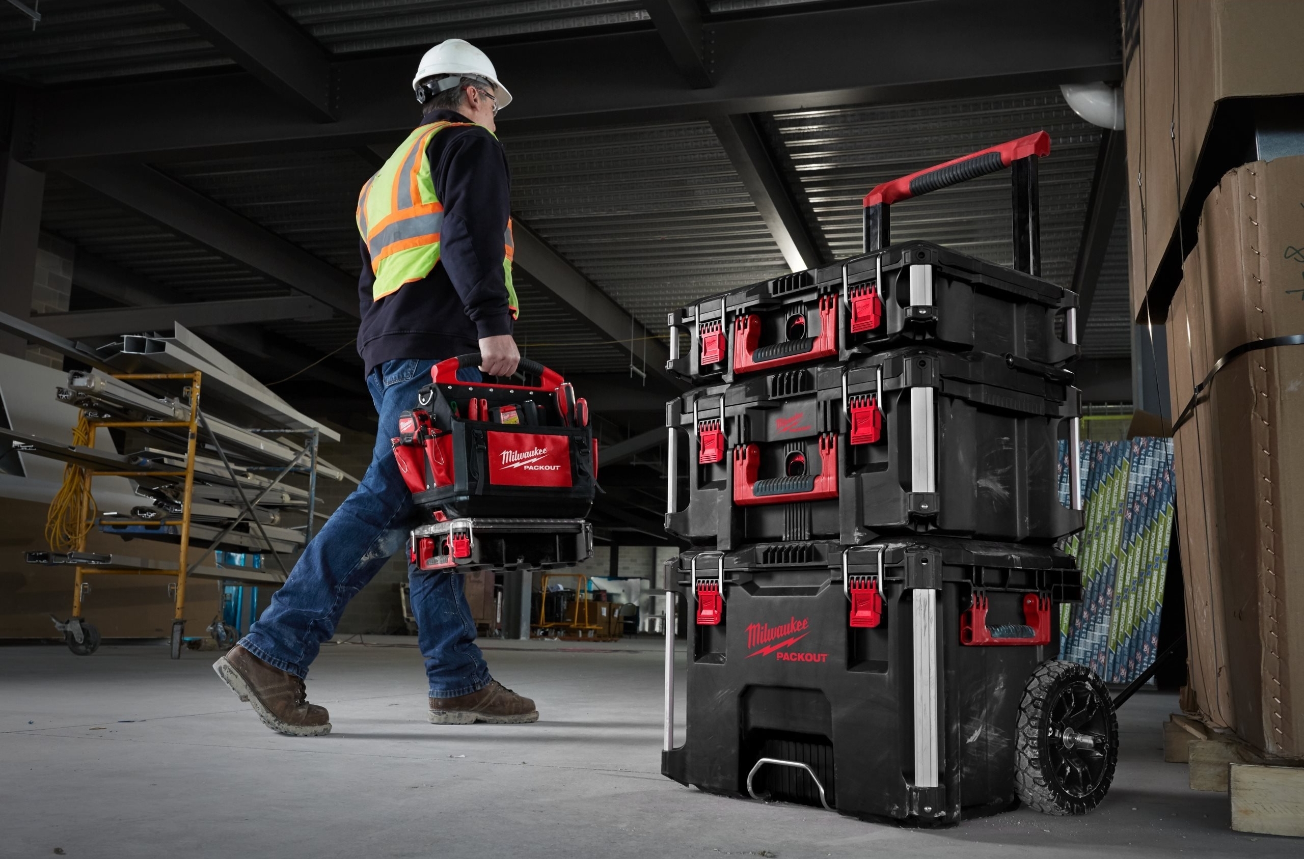 Модульна система для інструментів Milwaukee Packout, на коліщатках (4932464244)фото