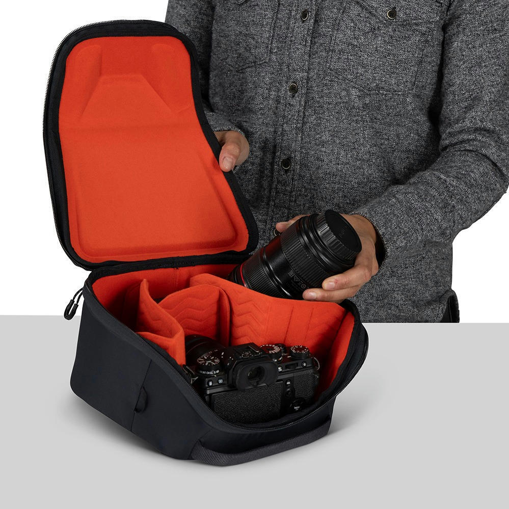 Сумка Osprey Camera Cube Small charcoal grey SM черная фото 7