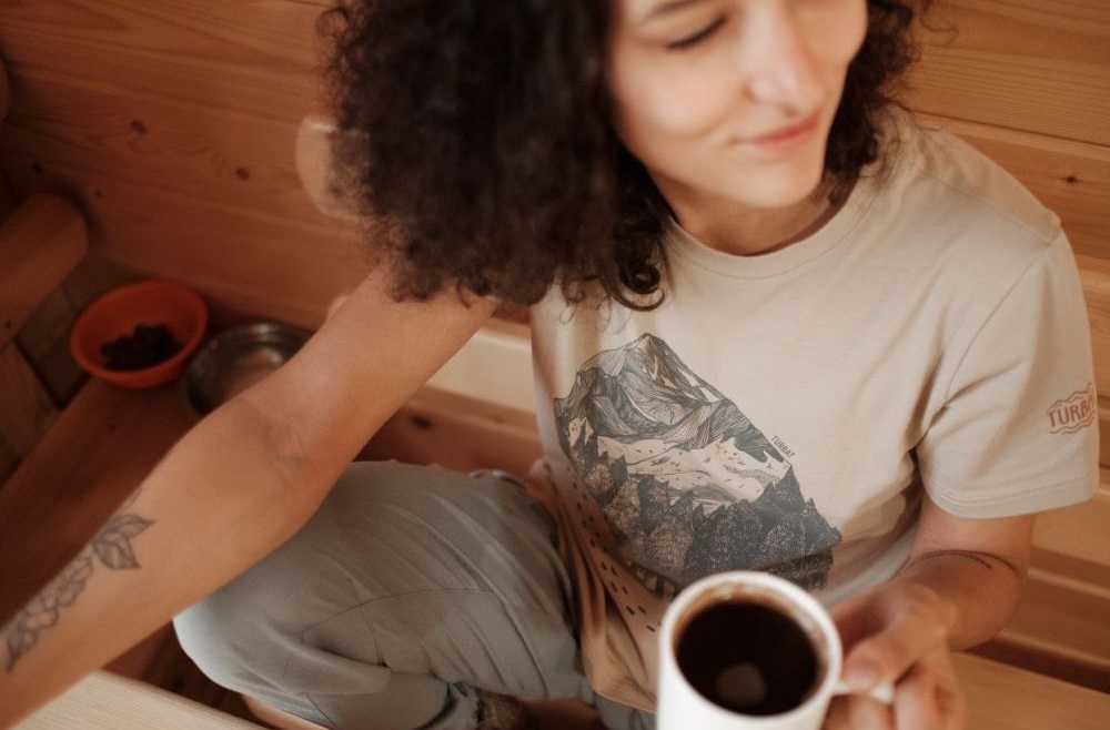 Футболка женская Turbat Home XS бежевая фото 5