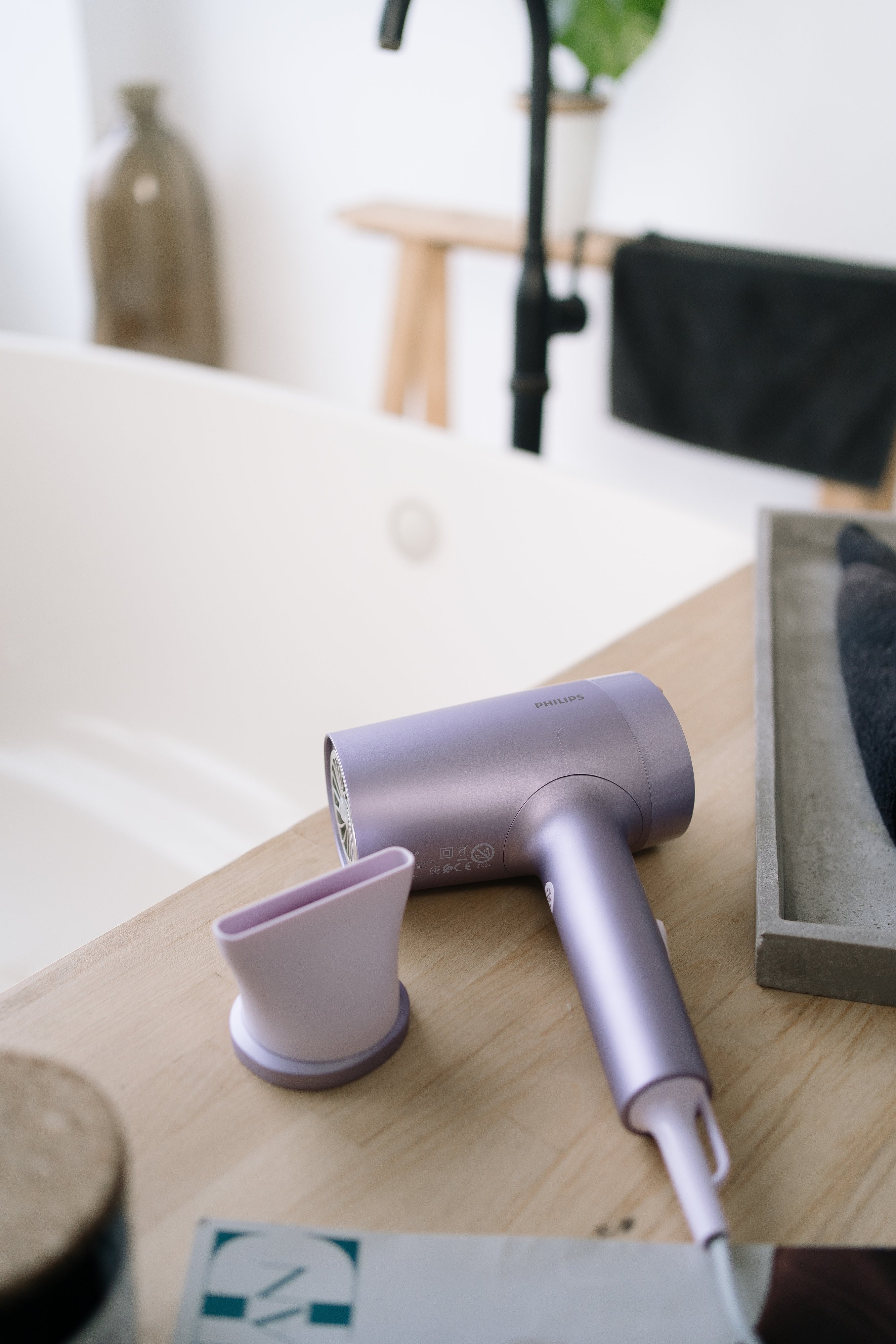 Фен Philips Series 7000 BHD_720/10SALEфото9