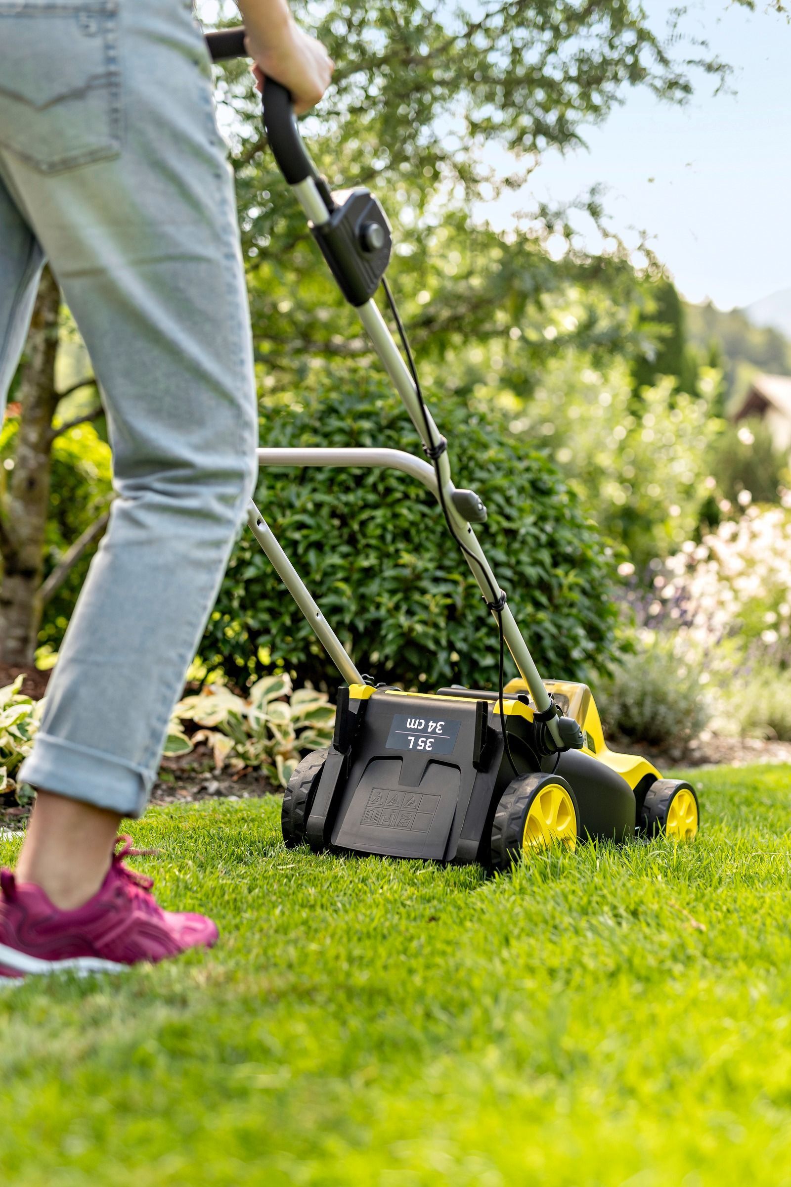 Газонокосарка акумуляторна Karcher LMO 3-18 Battery Set (1.445-411.0)фото