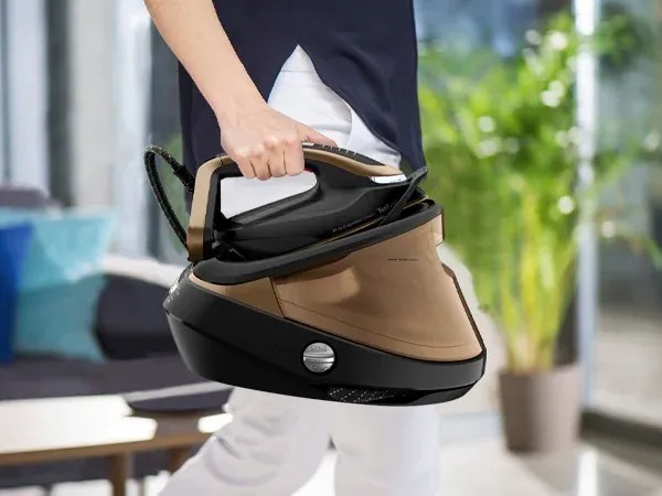 Утюг-парогенератор Tefal Pro Express Vision GV9823E1 фото 