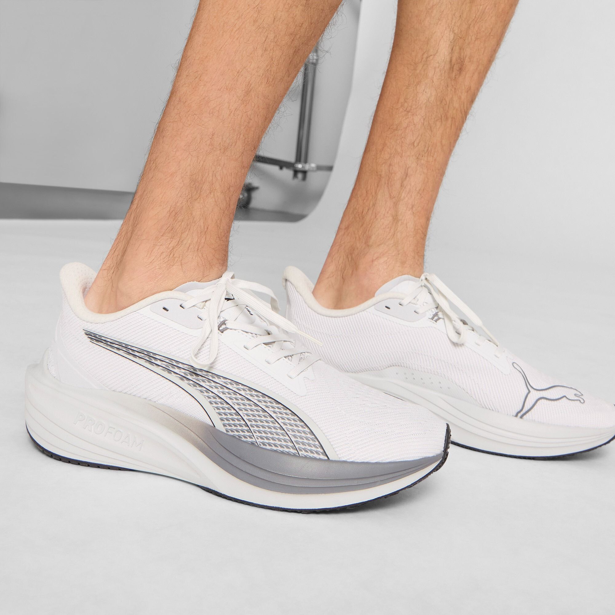 Кроссовки Puma Darter Pro 310152-18 40 (6.5 UK) белые фото 7