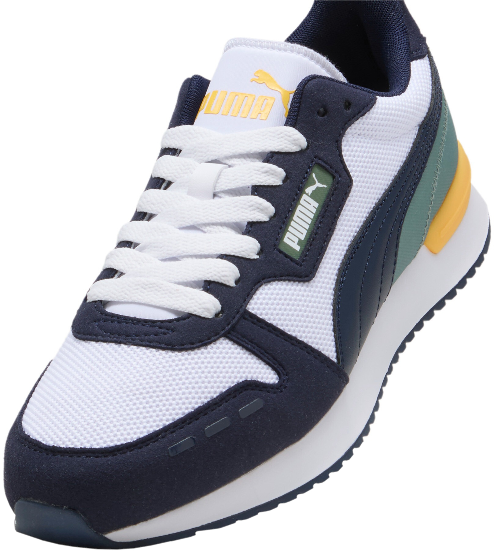 Кроссовки мужские Puma R78 393910-18 40 (6.5 UK) білі фото 4