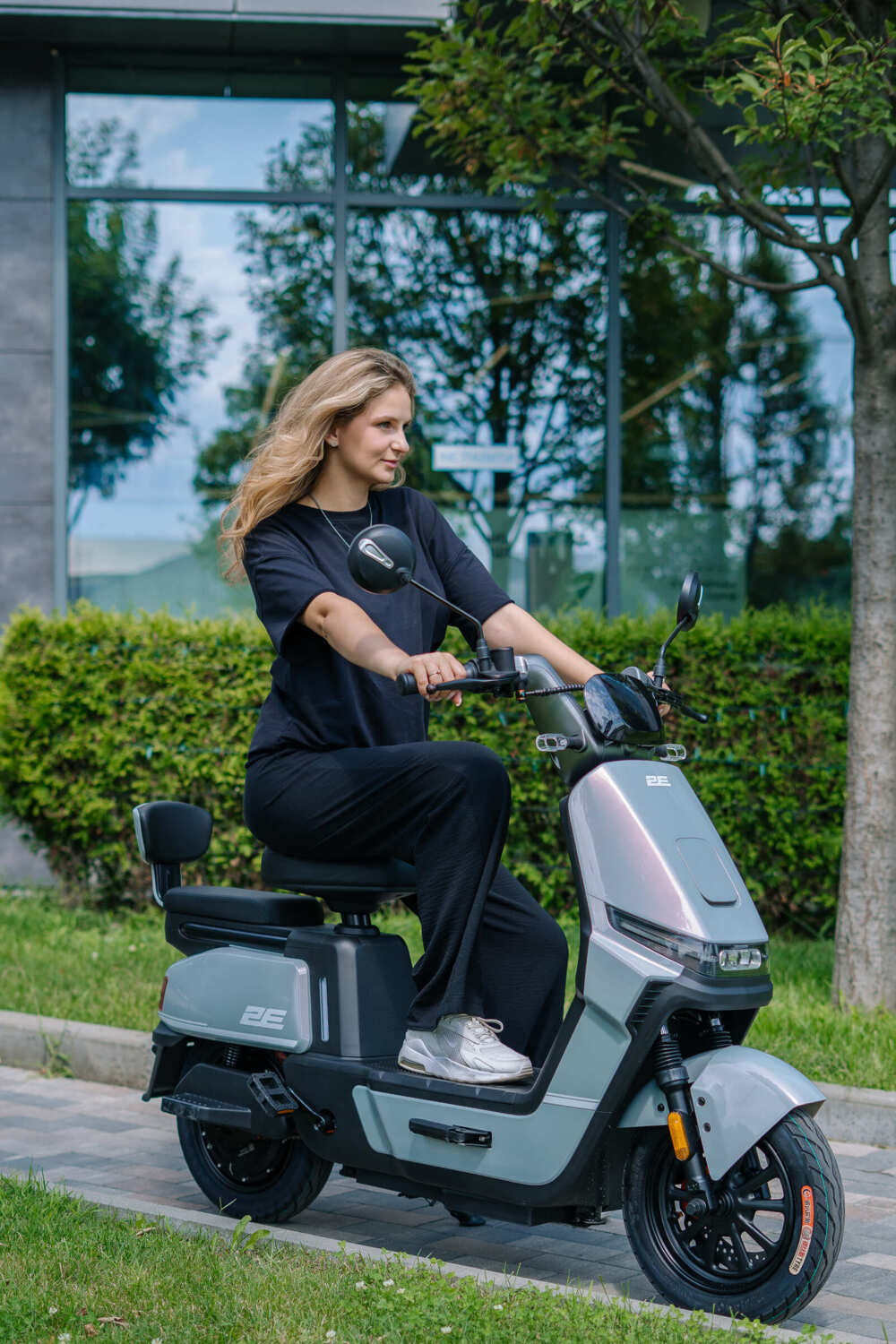 Електроскутер 2E FY70 Gray (2EESFYYS70J)фото