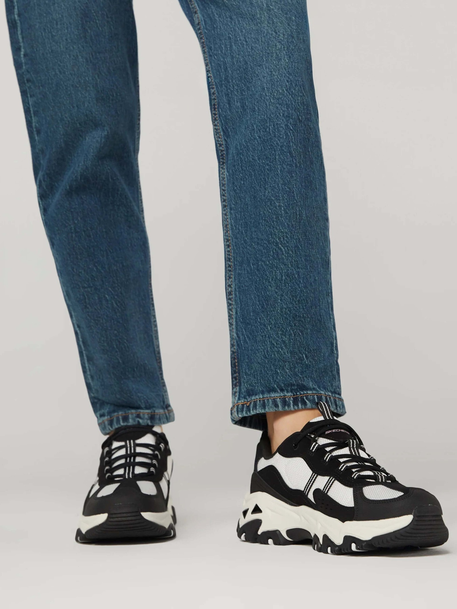 Кросівки жіночі Skechers D'lites Hiker 180128 BKW 40 (10 US) білі/чорніфото9