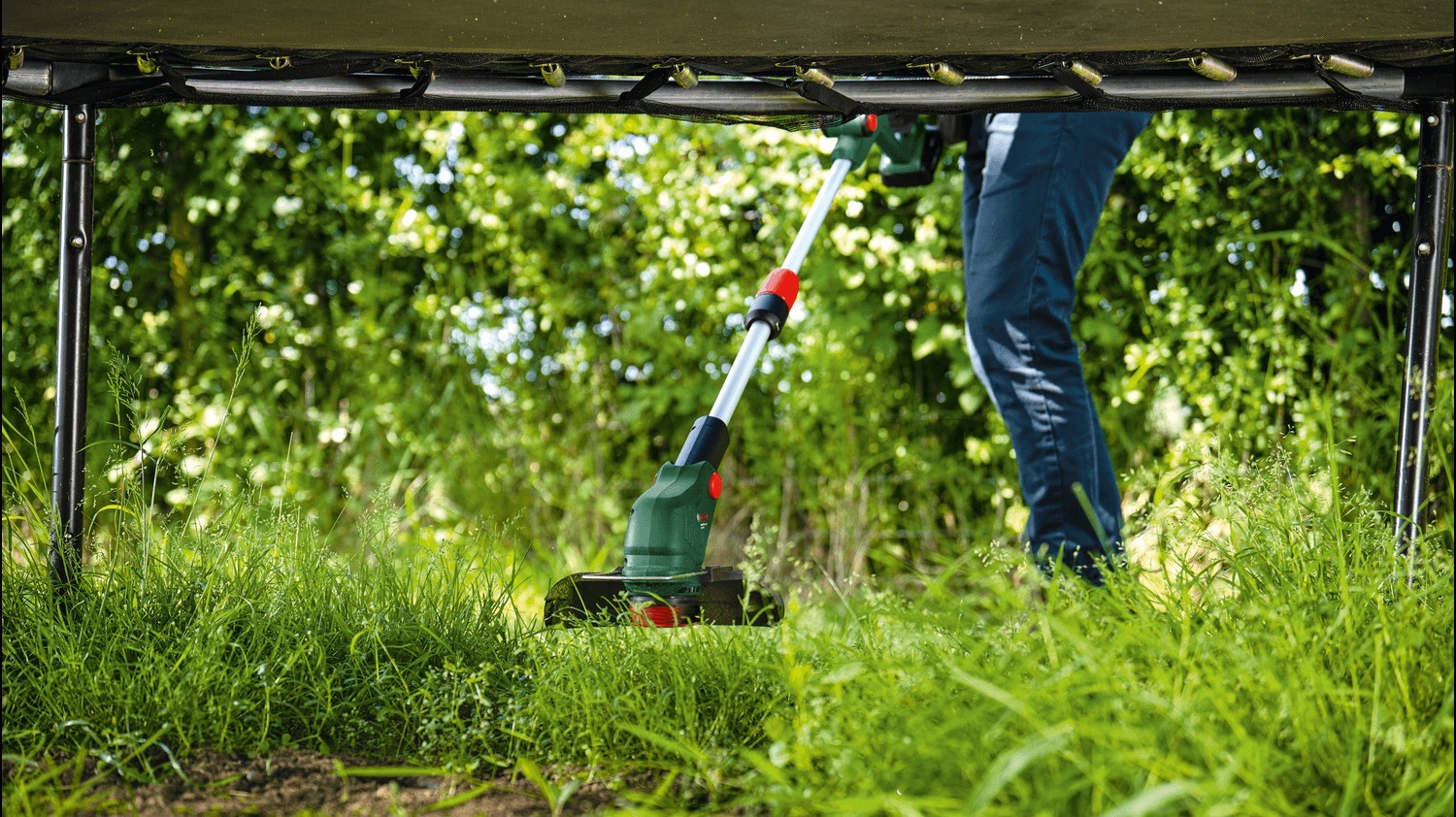 Триммер садовый аккумуляторный Bosch UniversalGrassCut 18V-26-500 1х2.5А·час (0.600.8C1.F00) фото 