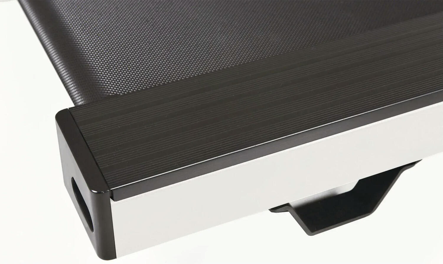 Бігова доріжка Toorx Treadmill City Compact Pearl White (CITY-COMPACT-W)фото