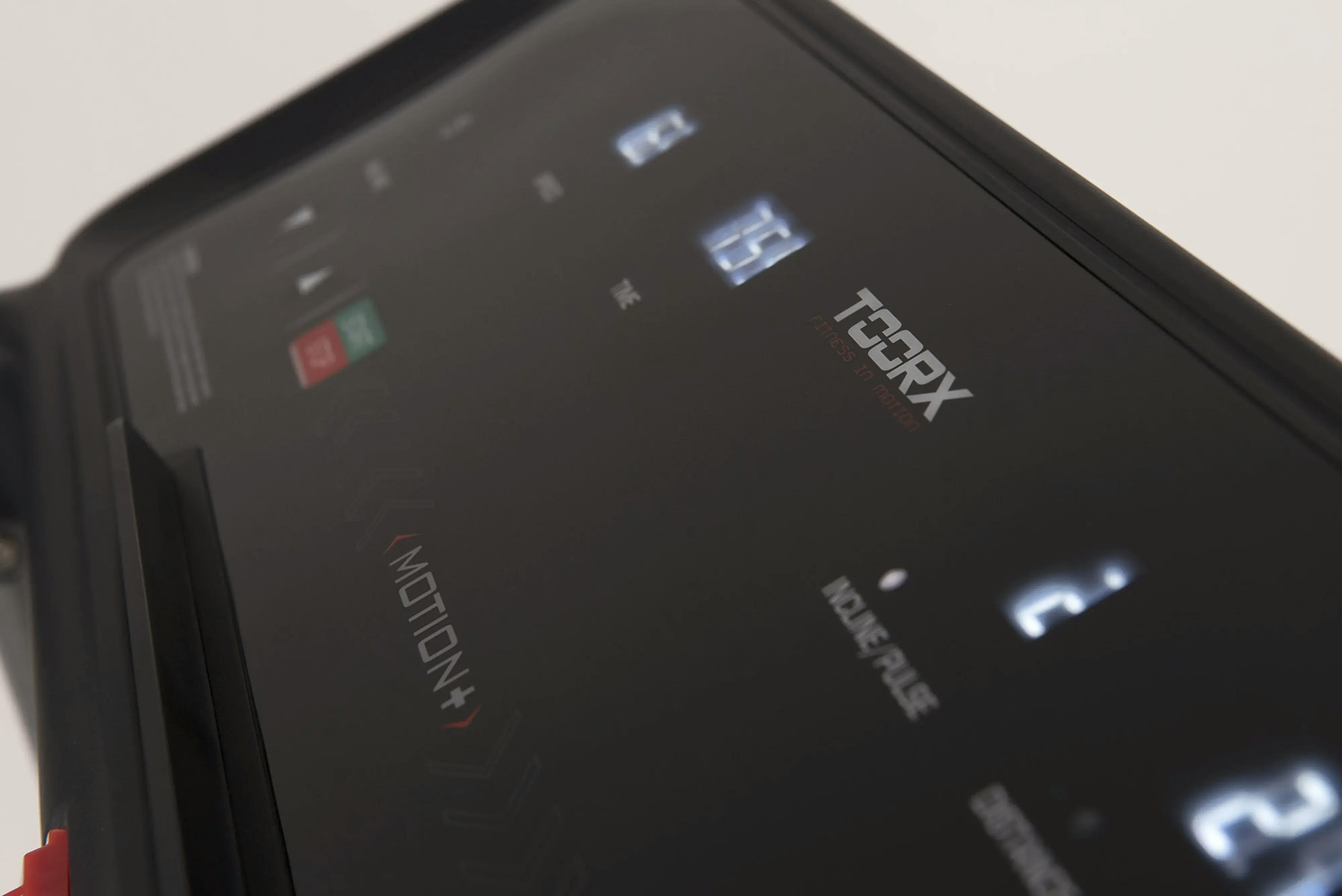 Бігова доріжка Toorx Treadmill Motion Plusфото6