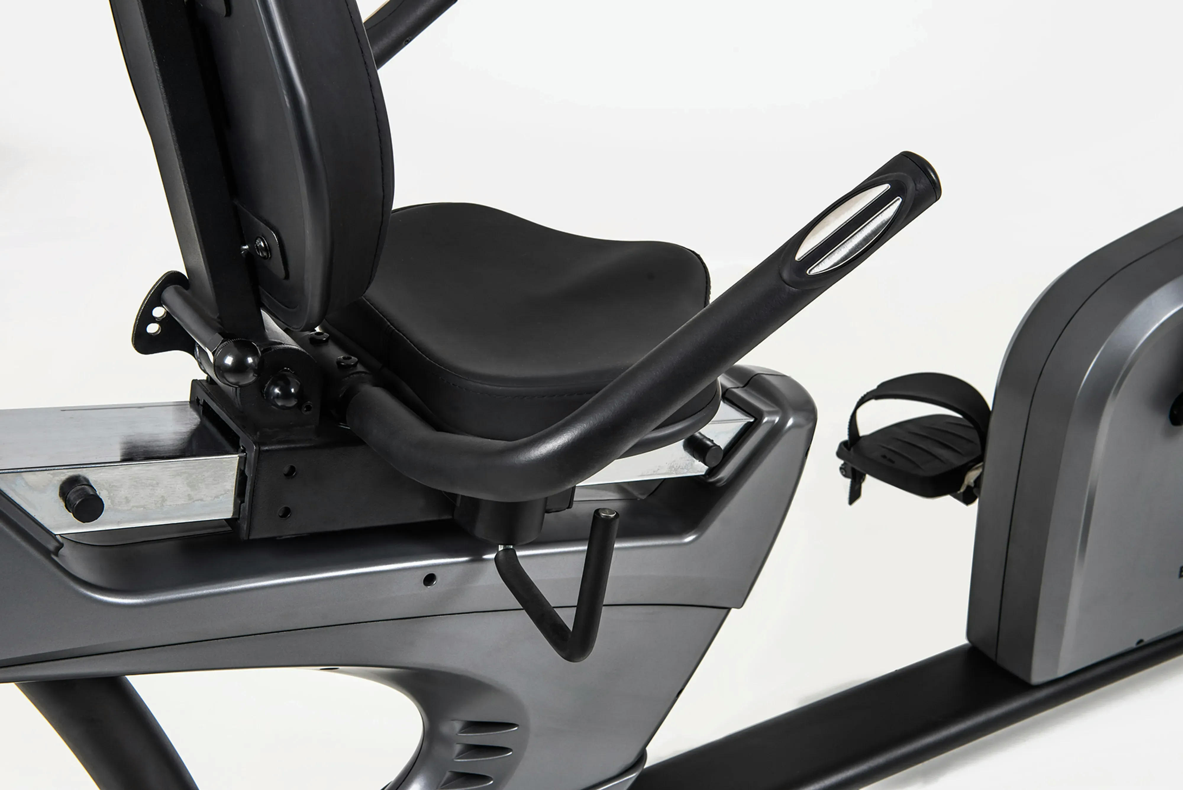 Горизонтальний велоергометр Toorx Recumbent Bike BRX R3000фото14