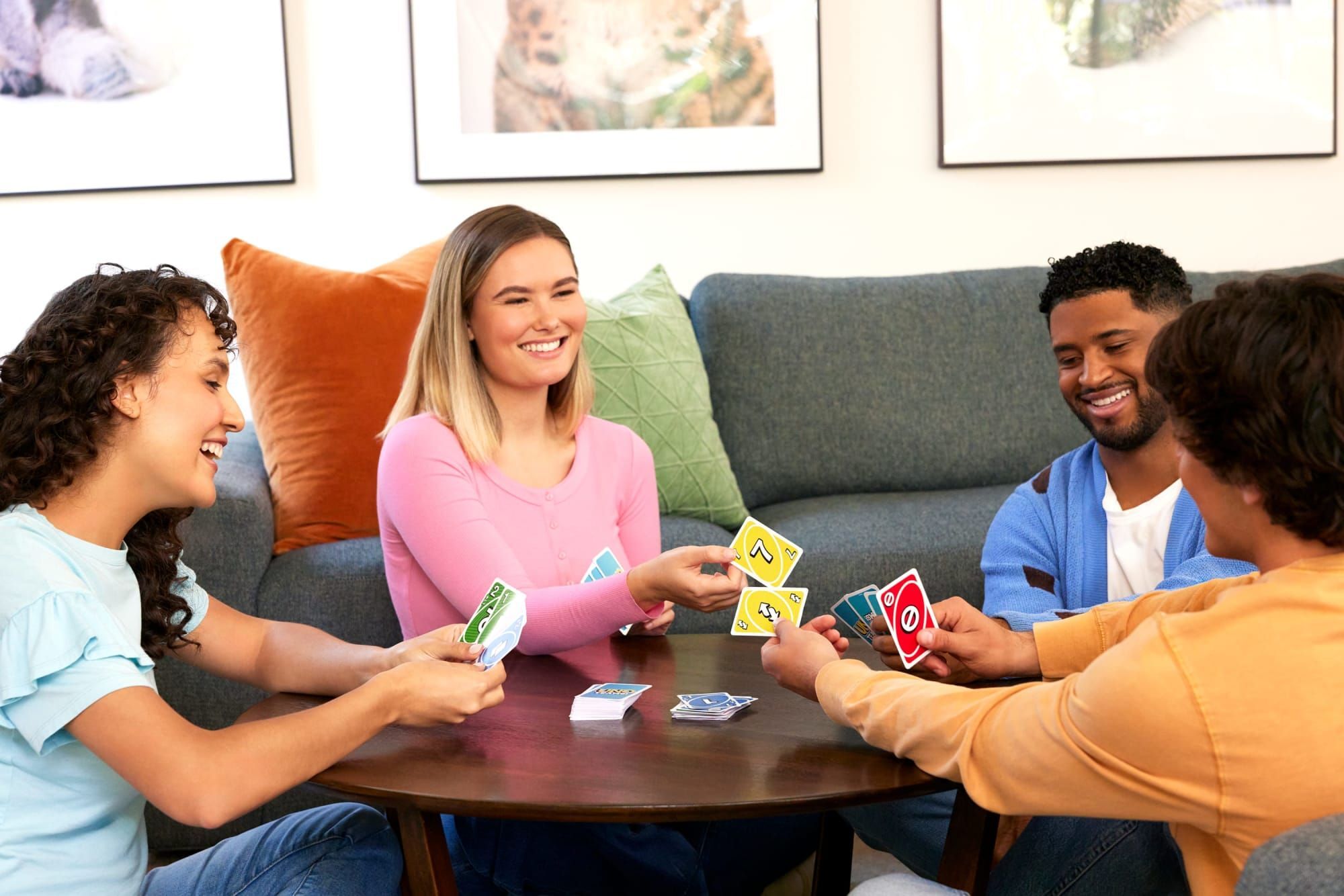 Карточная игра UNO 
