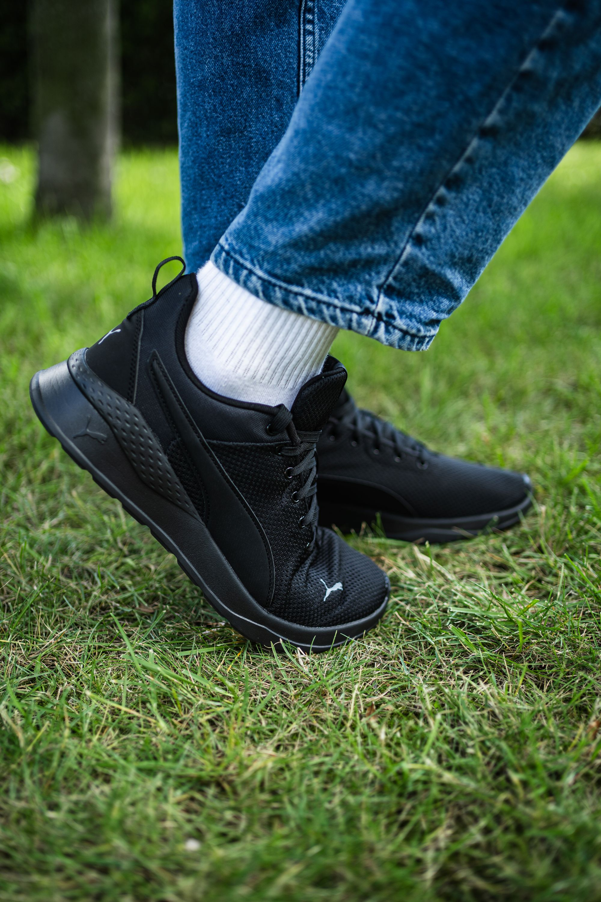 Кросівки Puma Anzarun Lite 371128-01 45 (10.5 UK) чорніфото