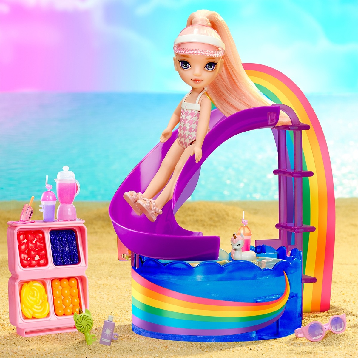Игровой набор с куклой Rainbow High серии "Littles" Праздник в Басейне (с акс.) (522249) фото 10