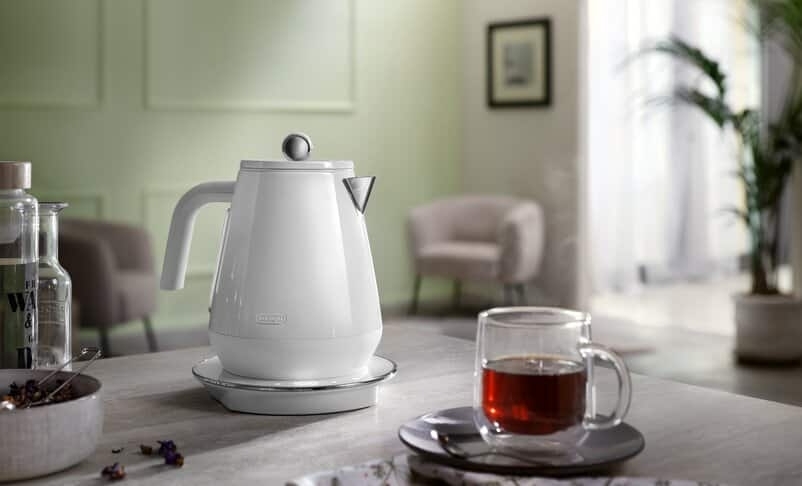 Електрочайник Delonghi KBY2011Wфото7