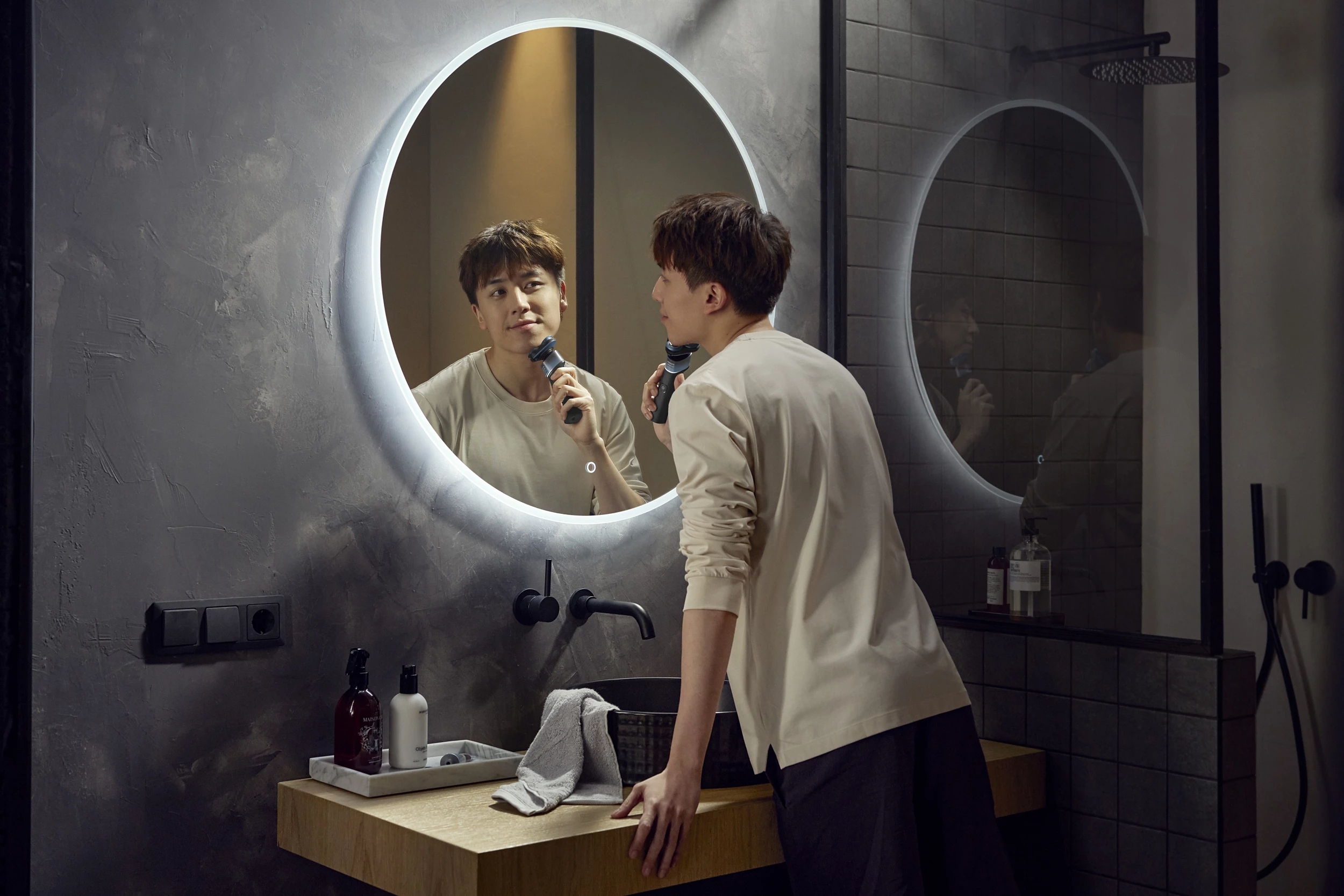 Електробритва Philips X5006/00 + Триммер для носа і вух Philips NT5650/16фото15