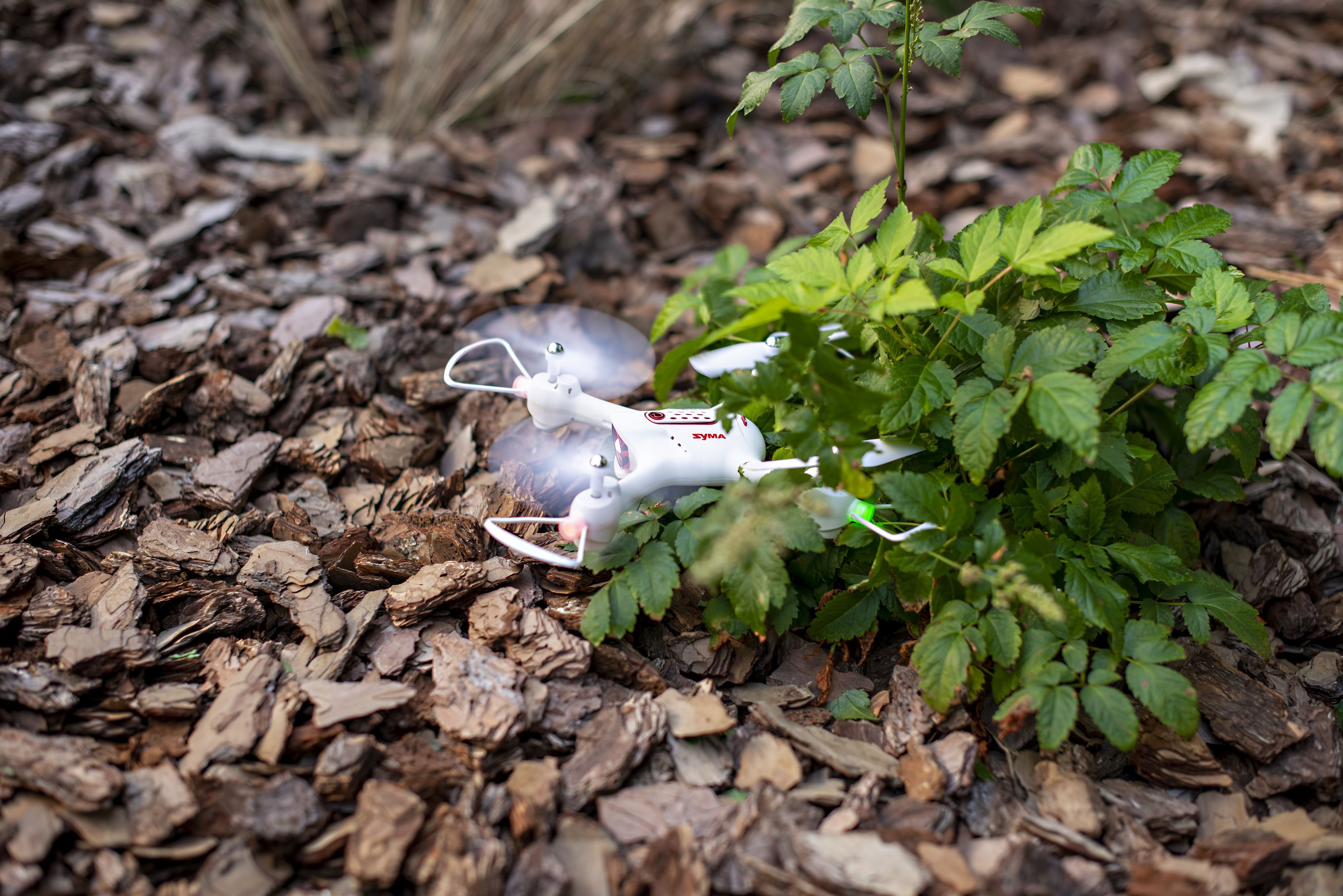 Квадрокоптер іграшковий "X23" на р/к ТМ "SYMA" (X23 White)фото12