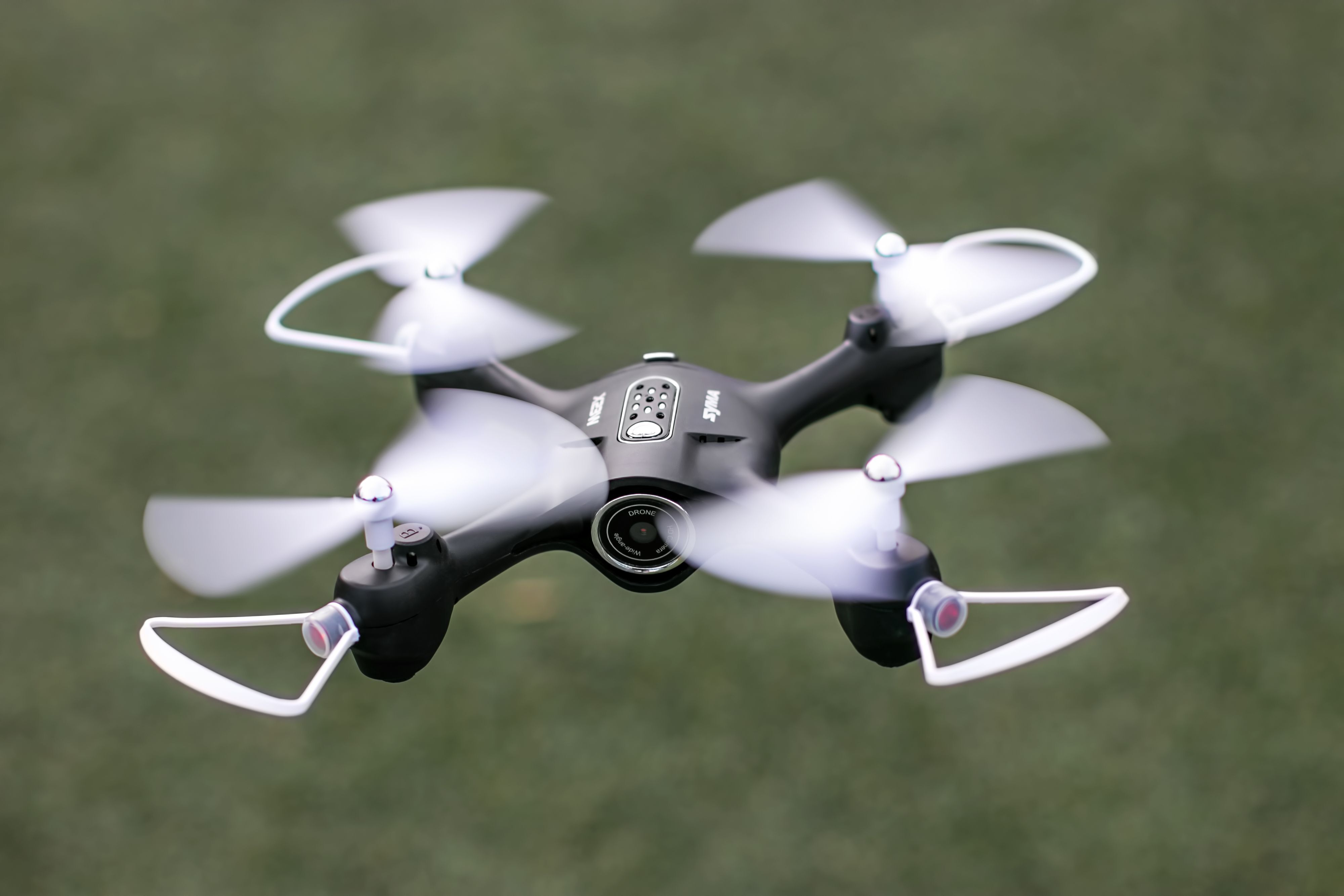 Квадрокоптер игрушечный с камерой "X23W" на р/у ТМ "SYMA" (X23W Black) фото 