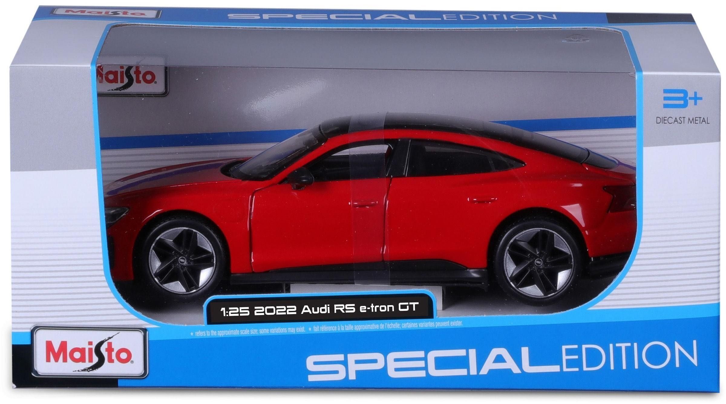 Машинка игрушечная 2022 Audi RS e-tron GT 1:24 (32907 red) фото 7