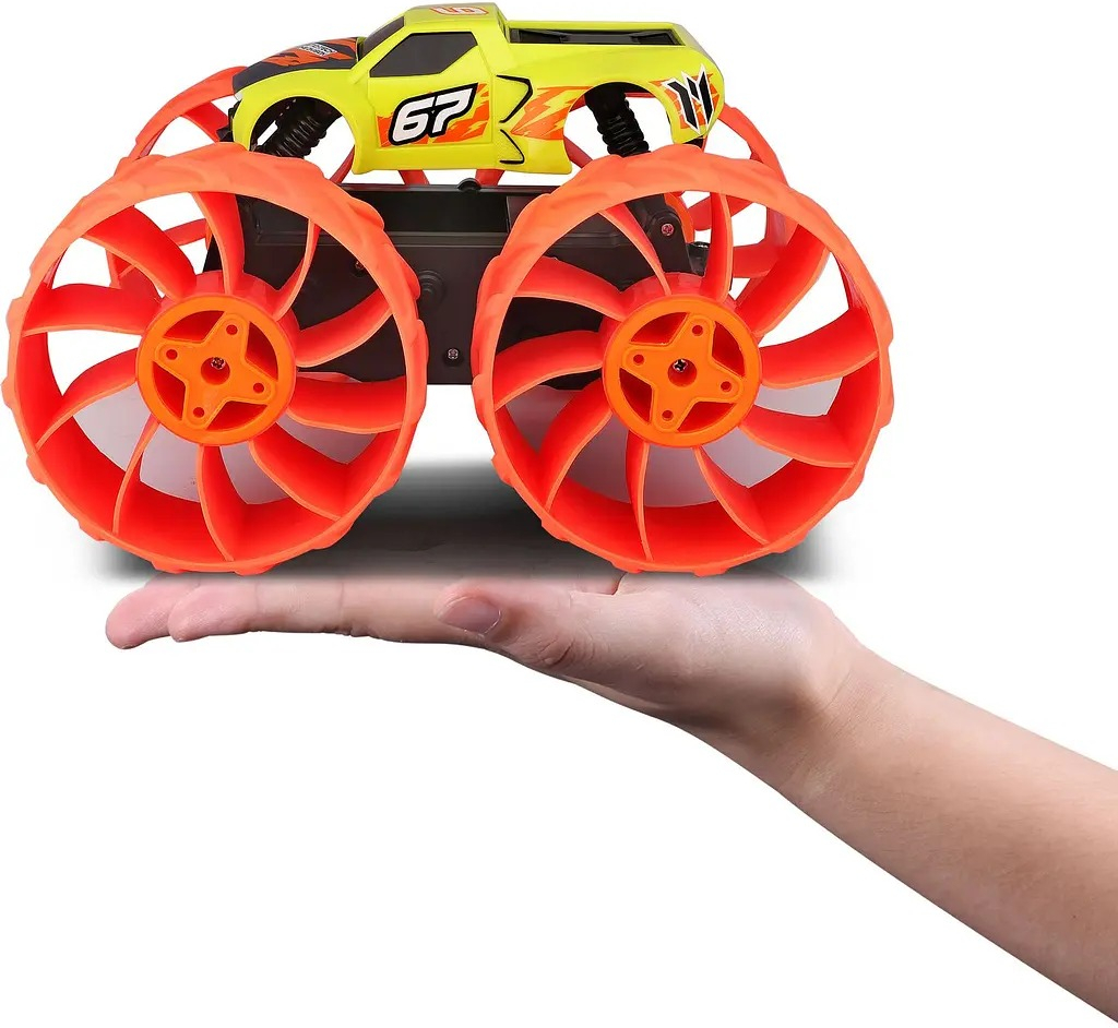 Машинка іграшкова на р/к 