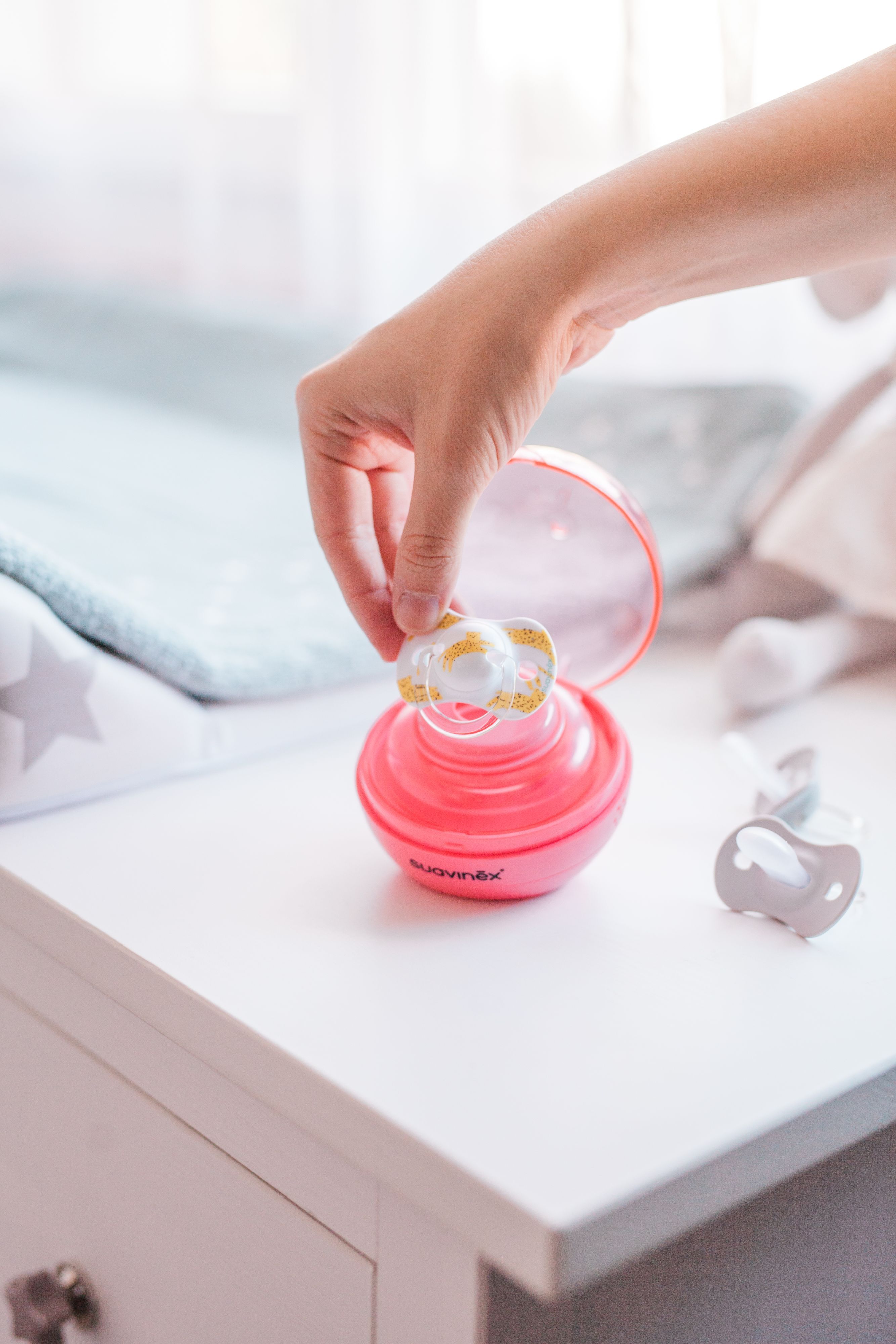 Стерилизатор портативный для пустышек SUAVINEX розовый (400819) фото 5