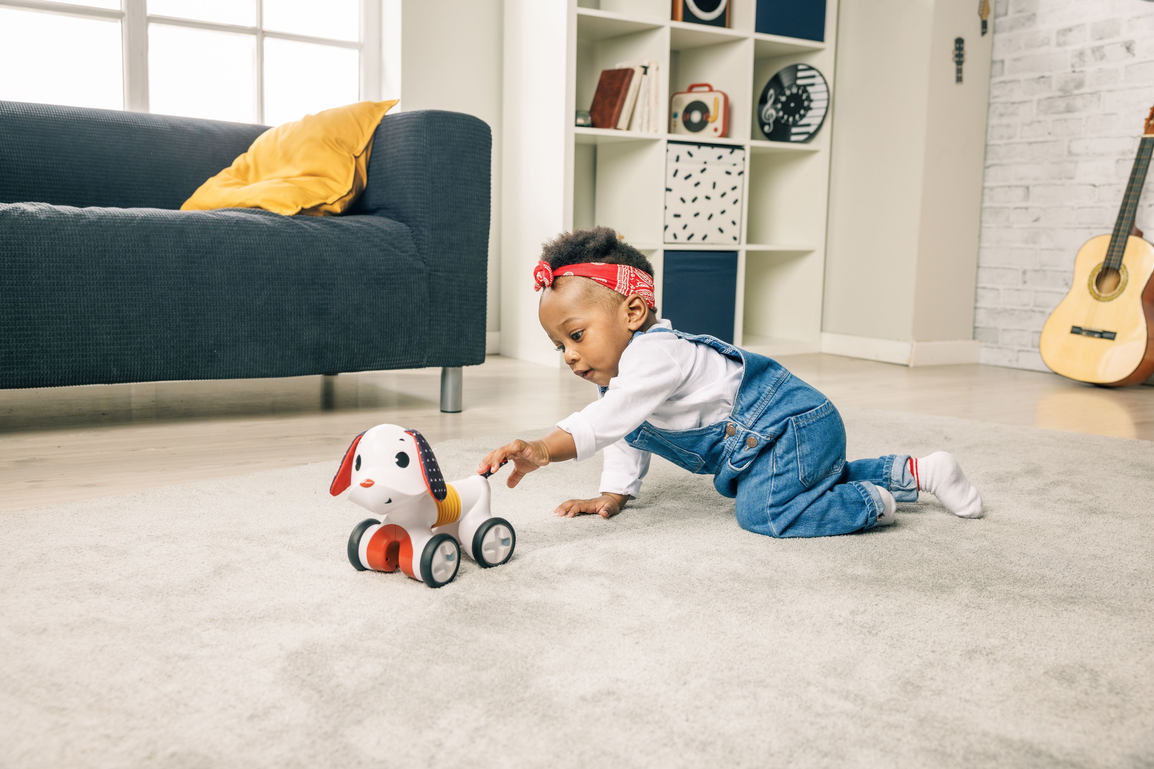 Іграшка-каталка TINY LOVE Песик Чарлі (1506700458)фото5