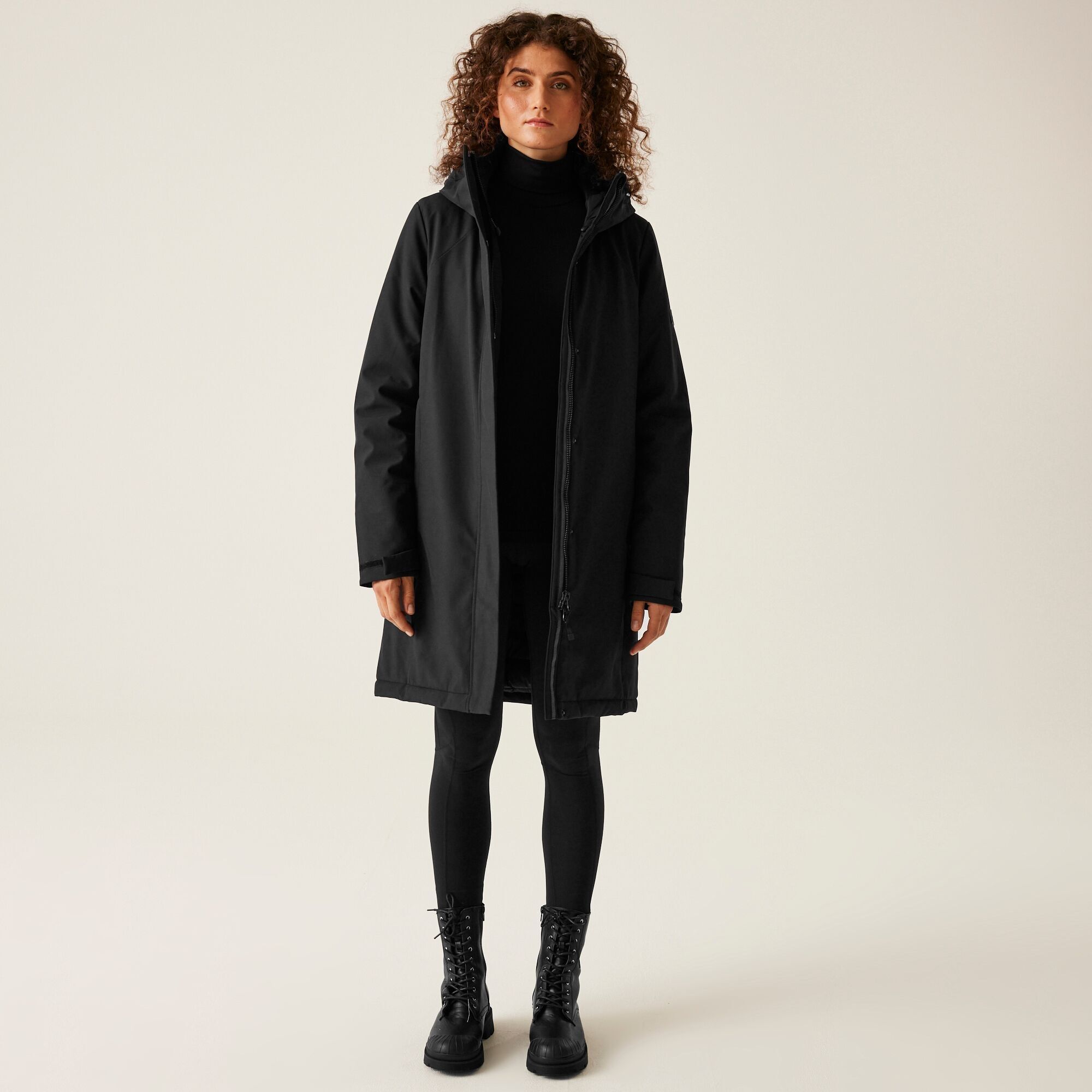 Парка женская Regatta WomensDallymoore RWN335-800 10 черная фото 12